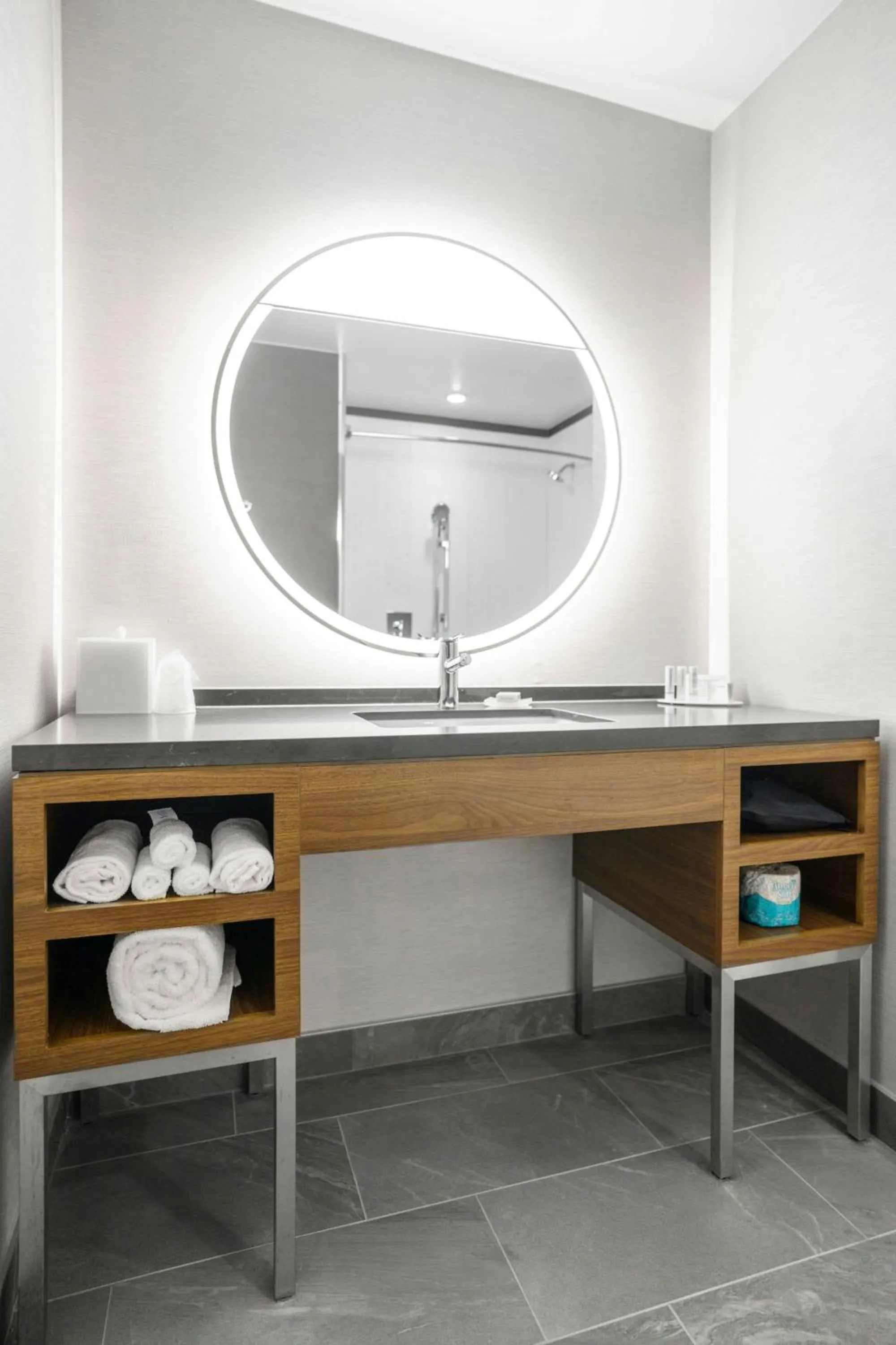 Bathroom in Courtyard by Marriott Indianapolis Fishers