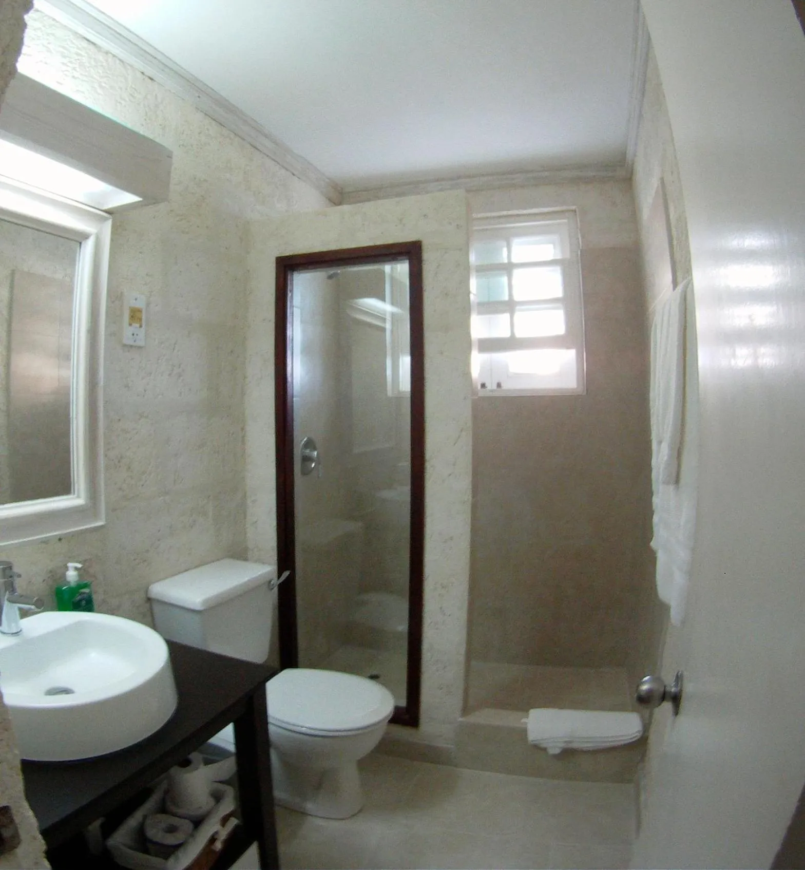 Shower in Inchcape Seaside Villas
