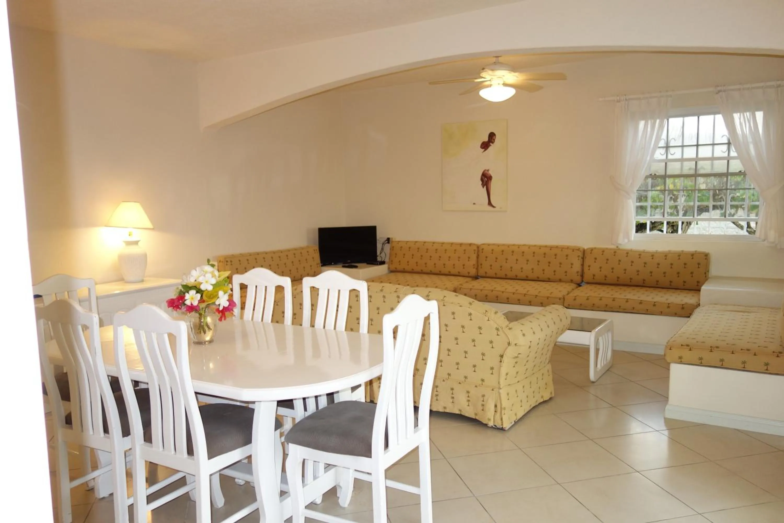 Inchcape Seaside Villas