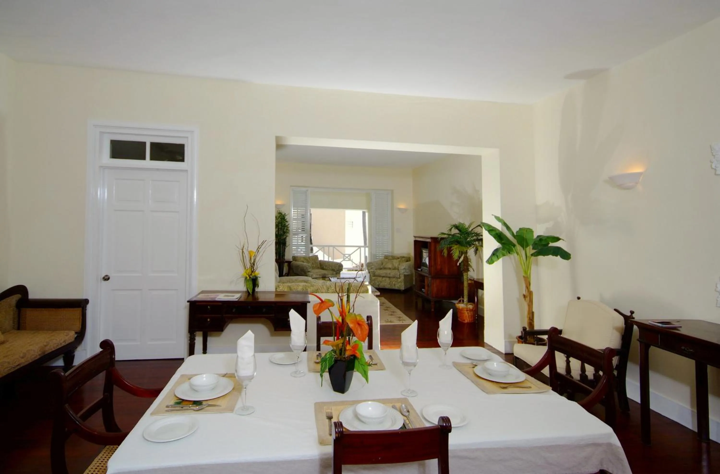 Inchcape Seaside Villas