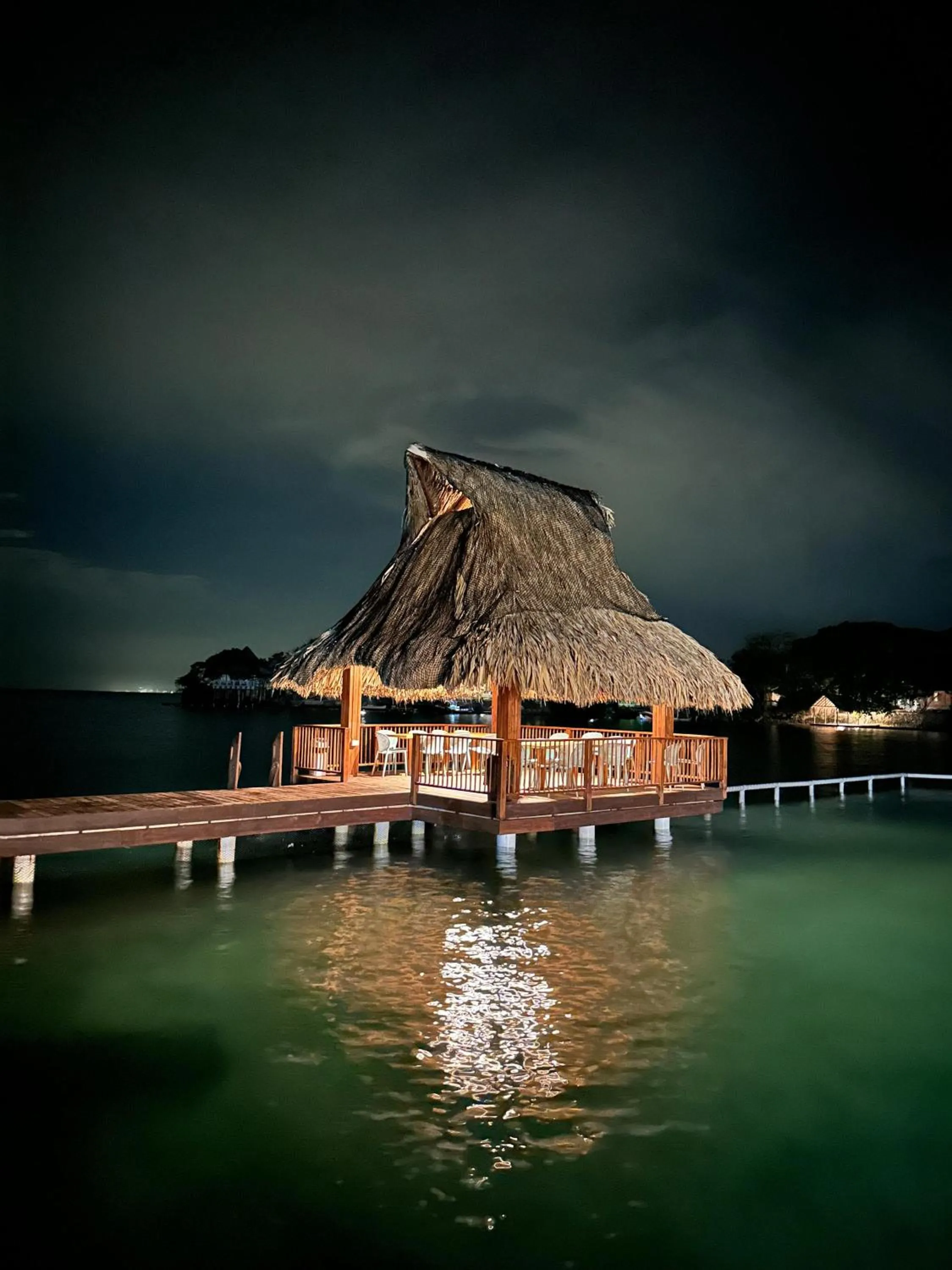 Night in Hotel Isla del Sol