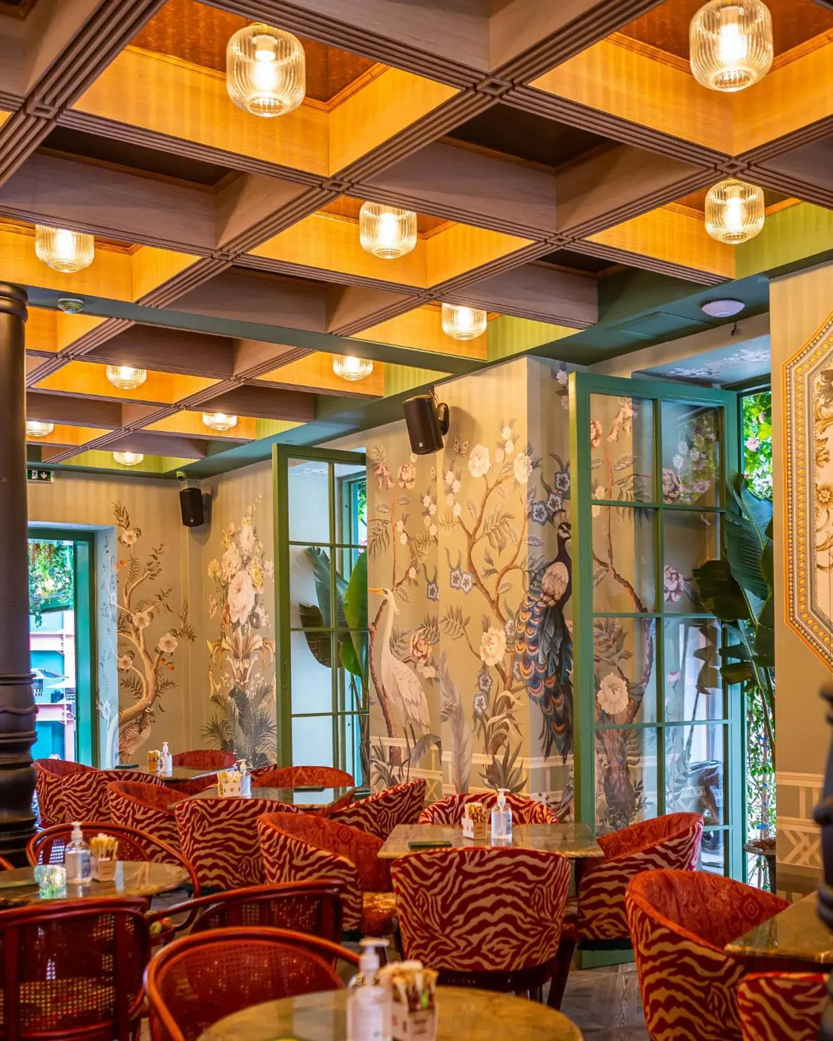 Lounge or bar in Snob Athens Lounge or bar in Snob Athens