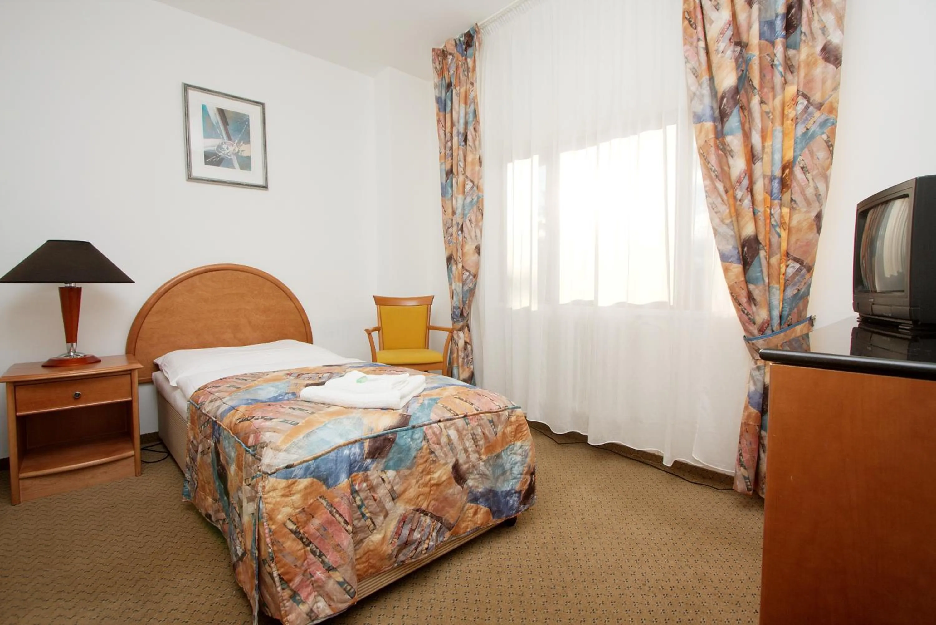 Photo of the whole room, Bed in Hotel CHOTOL