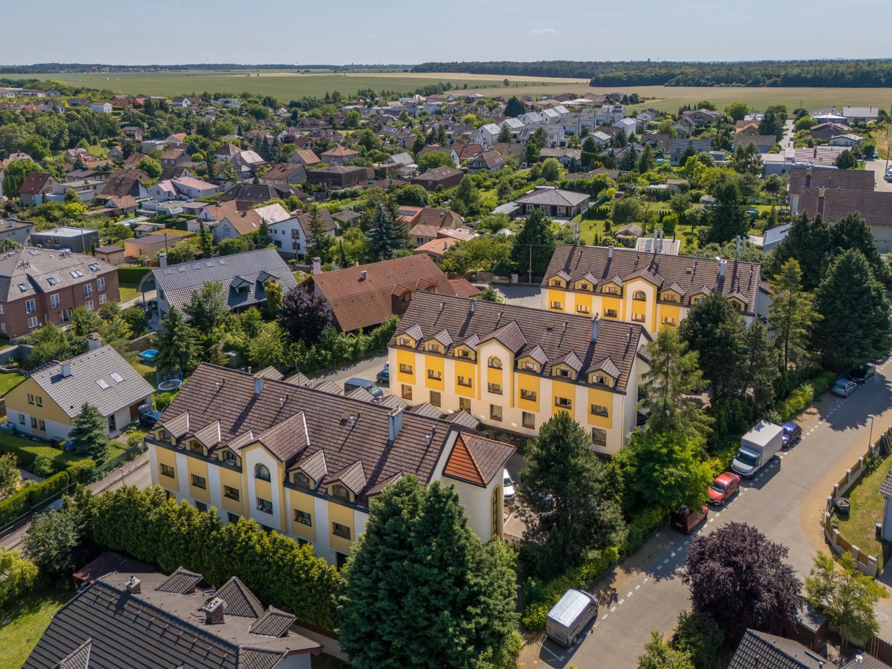 Property building in Hotel CHOTOL