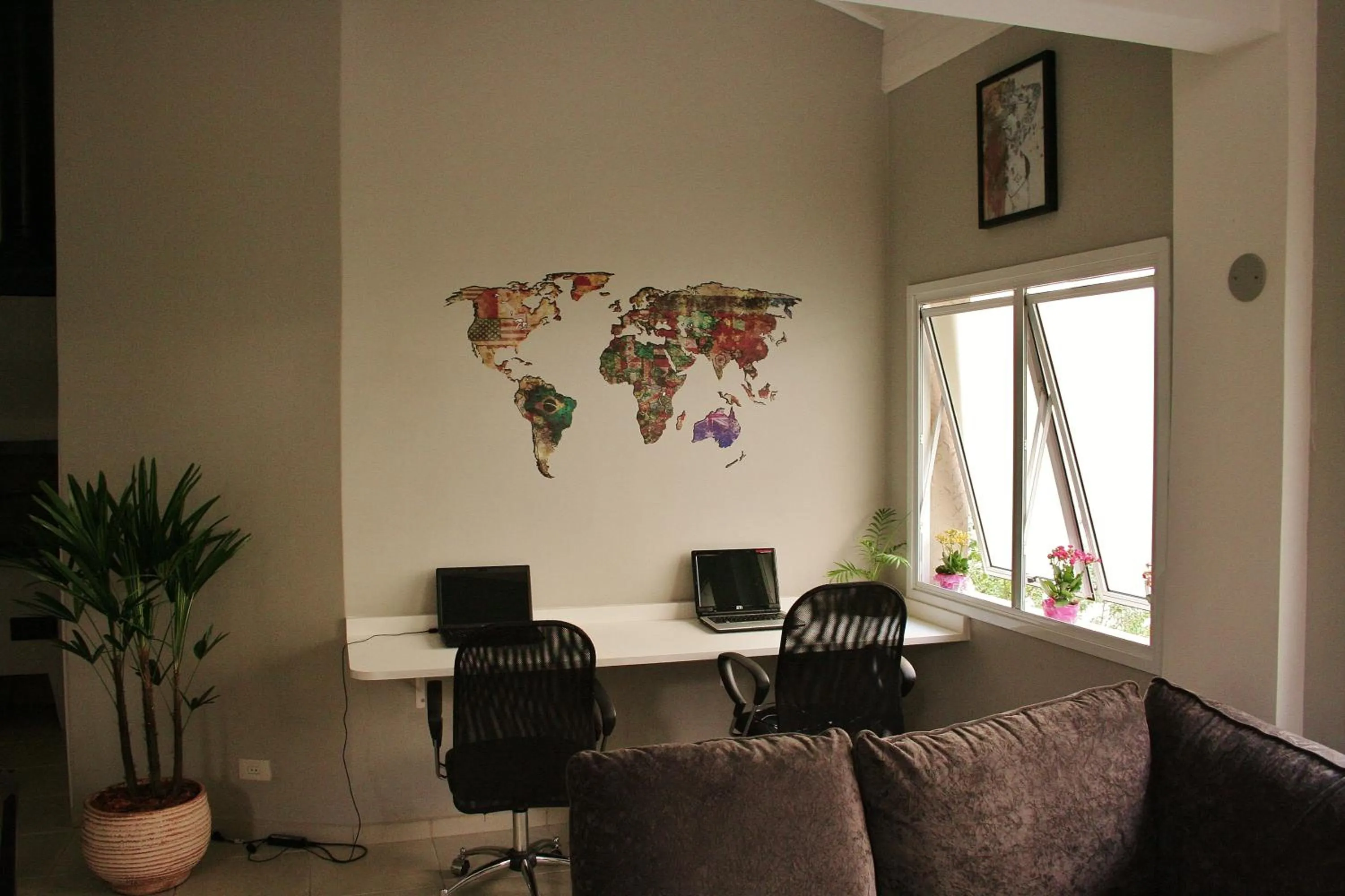 Communal lounge/ TV room in Viva Hostel Design