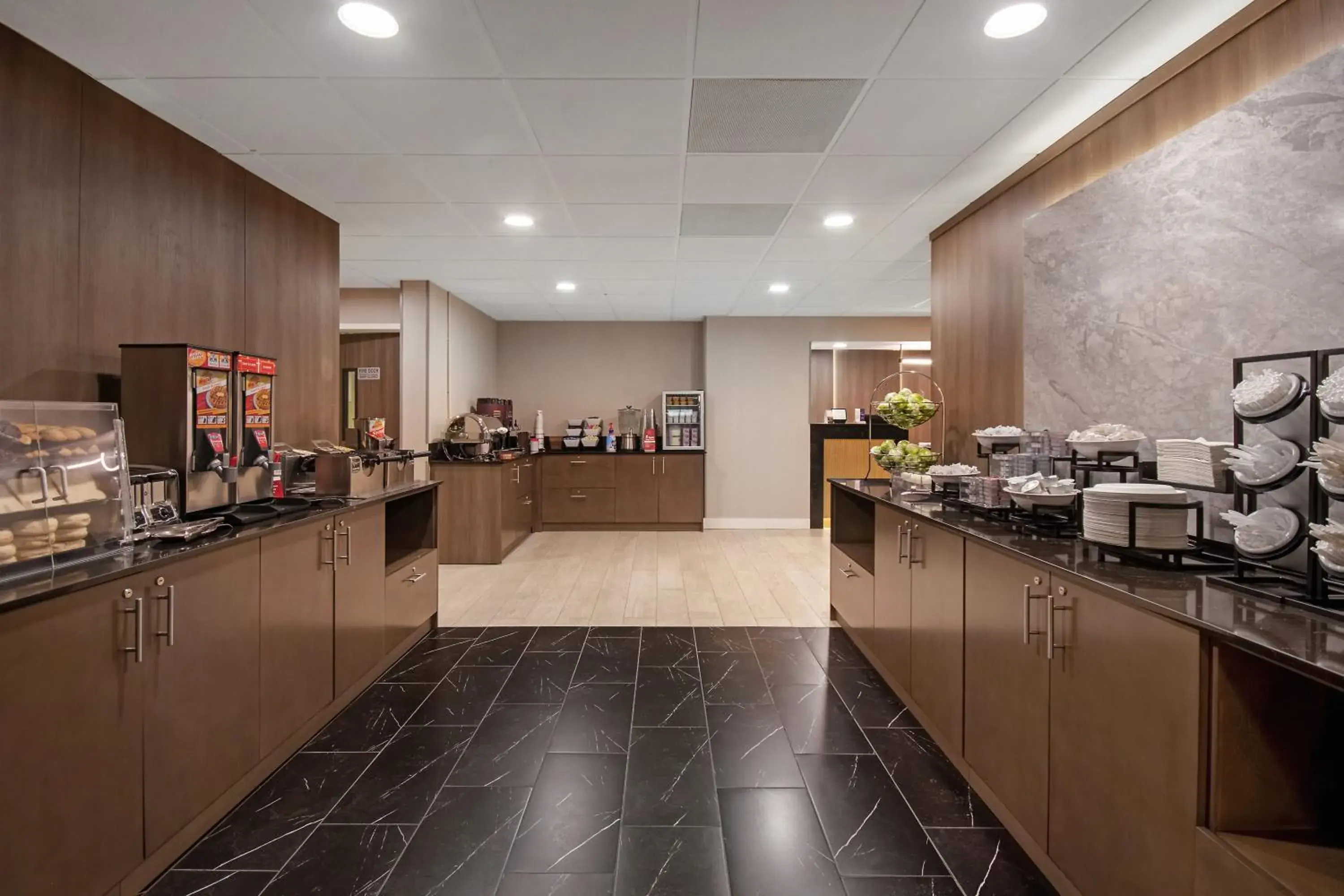 Restaurant/places to eat in Best Western Plus Meadowlands Restaurant/places to eat in Best Western Plus Meadowlands