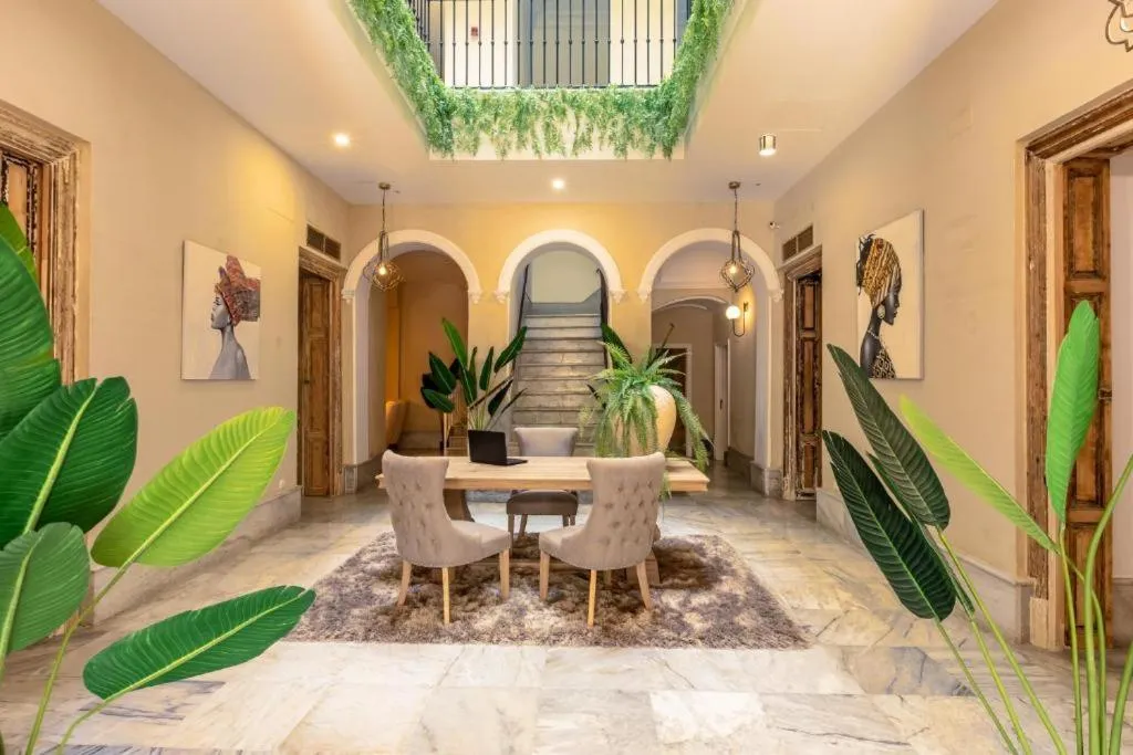 Lobby or reception in Catedral Suites Jerez