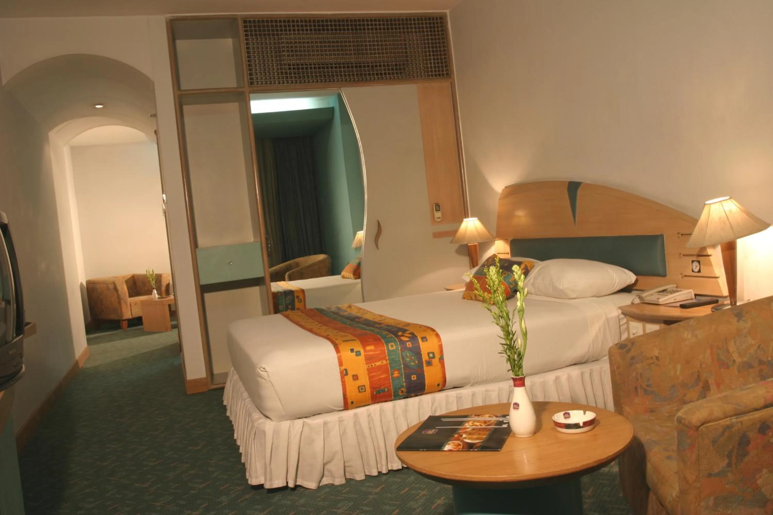 Bed in La Vinci Hotel