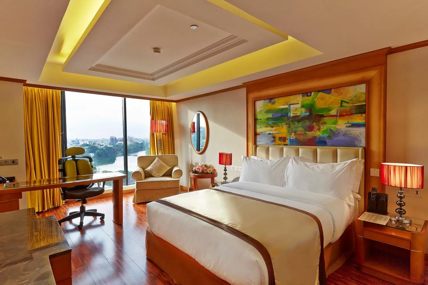 Bedroom, Bed in Six Seasons Hotel