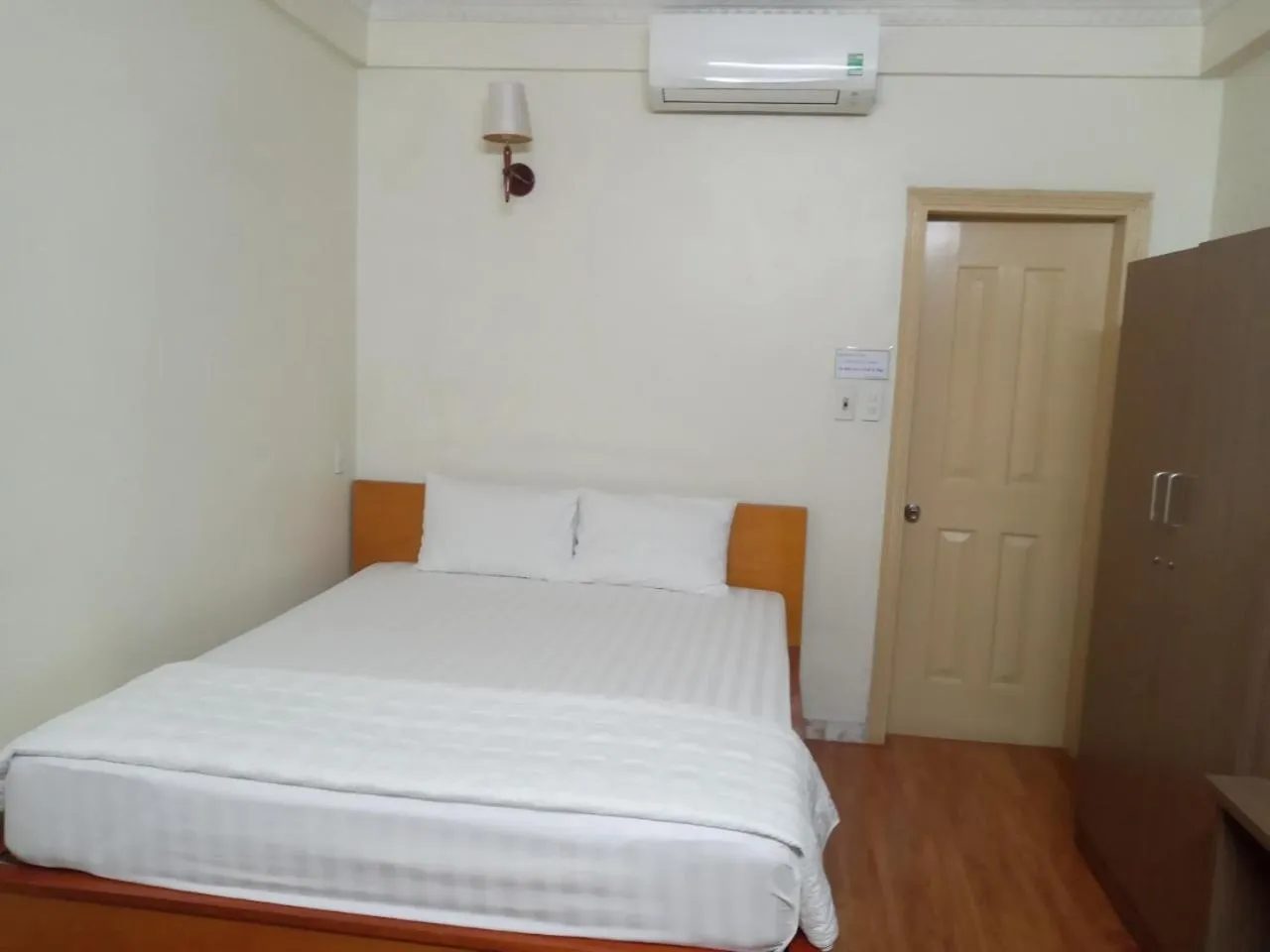 Bed in Dong Duong Hotel