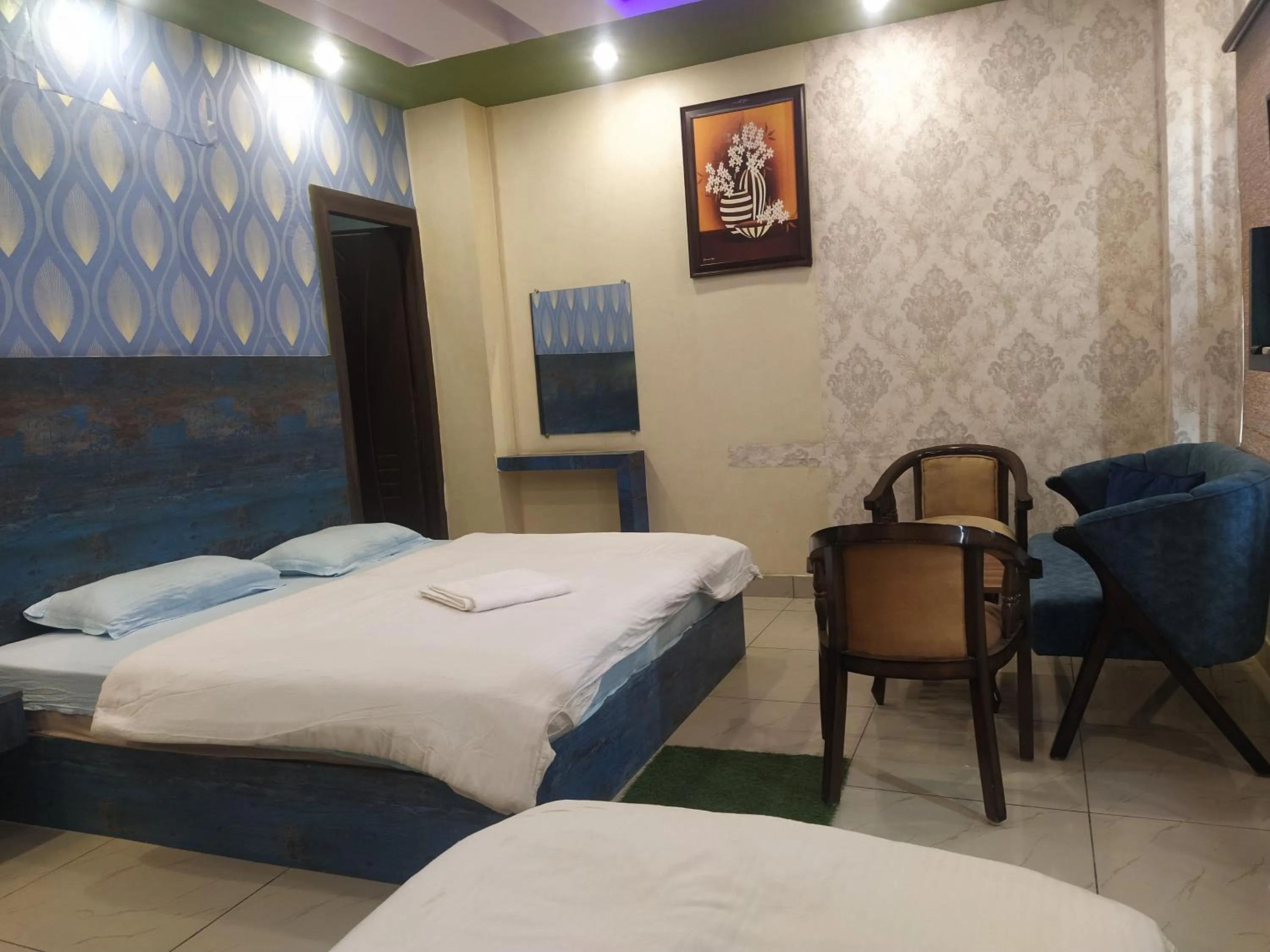 Bedroom, Bed in Hotel Geeta Residency Haridwar