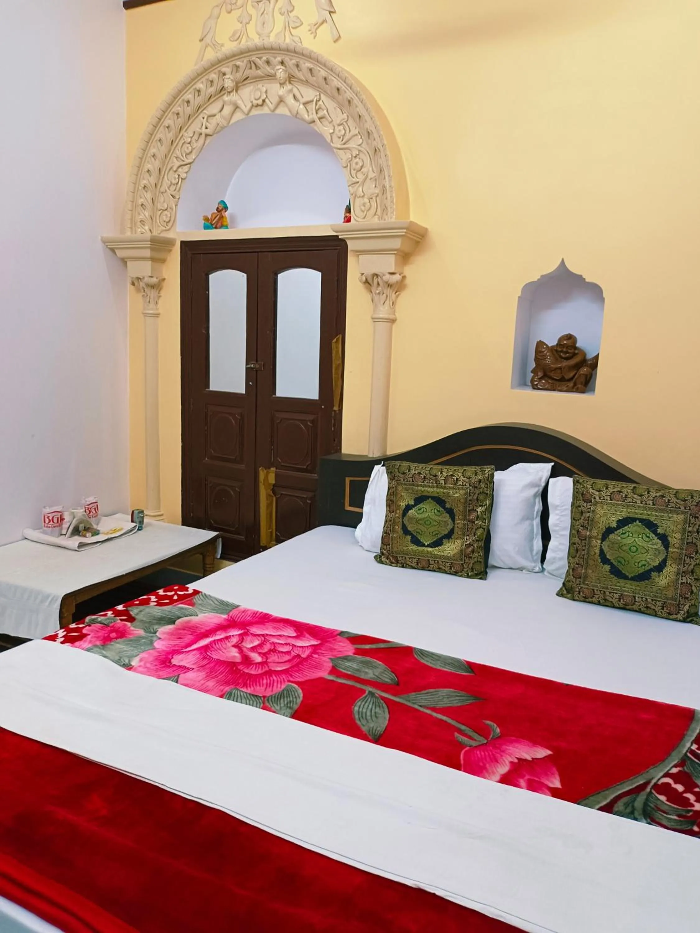 Bed in Baba Guest House