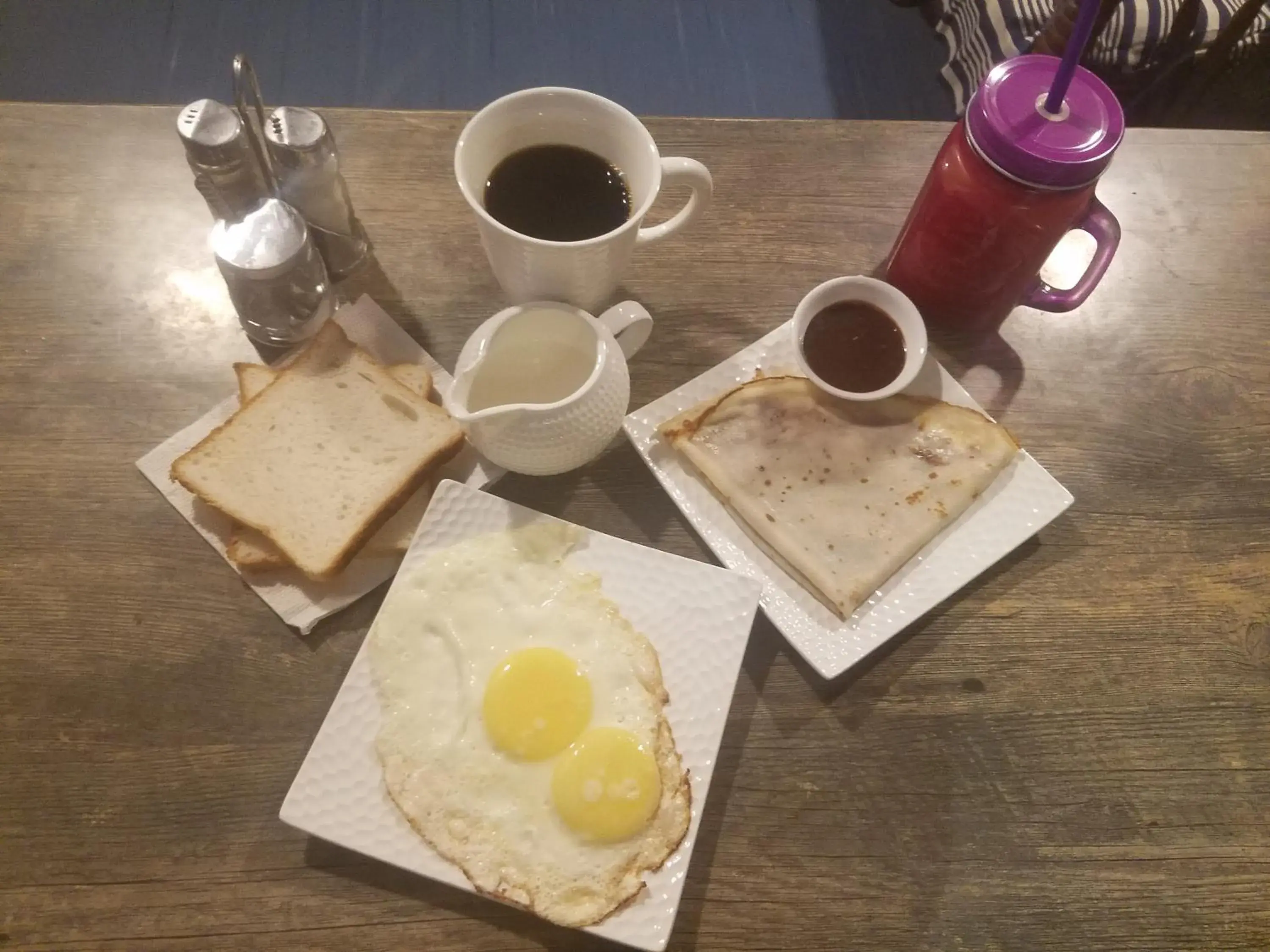 Breakfast in Baba Guest House Breakfast in Baba Guest House