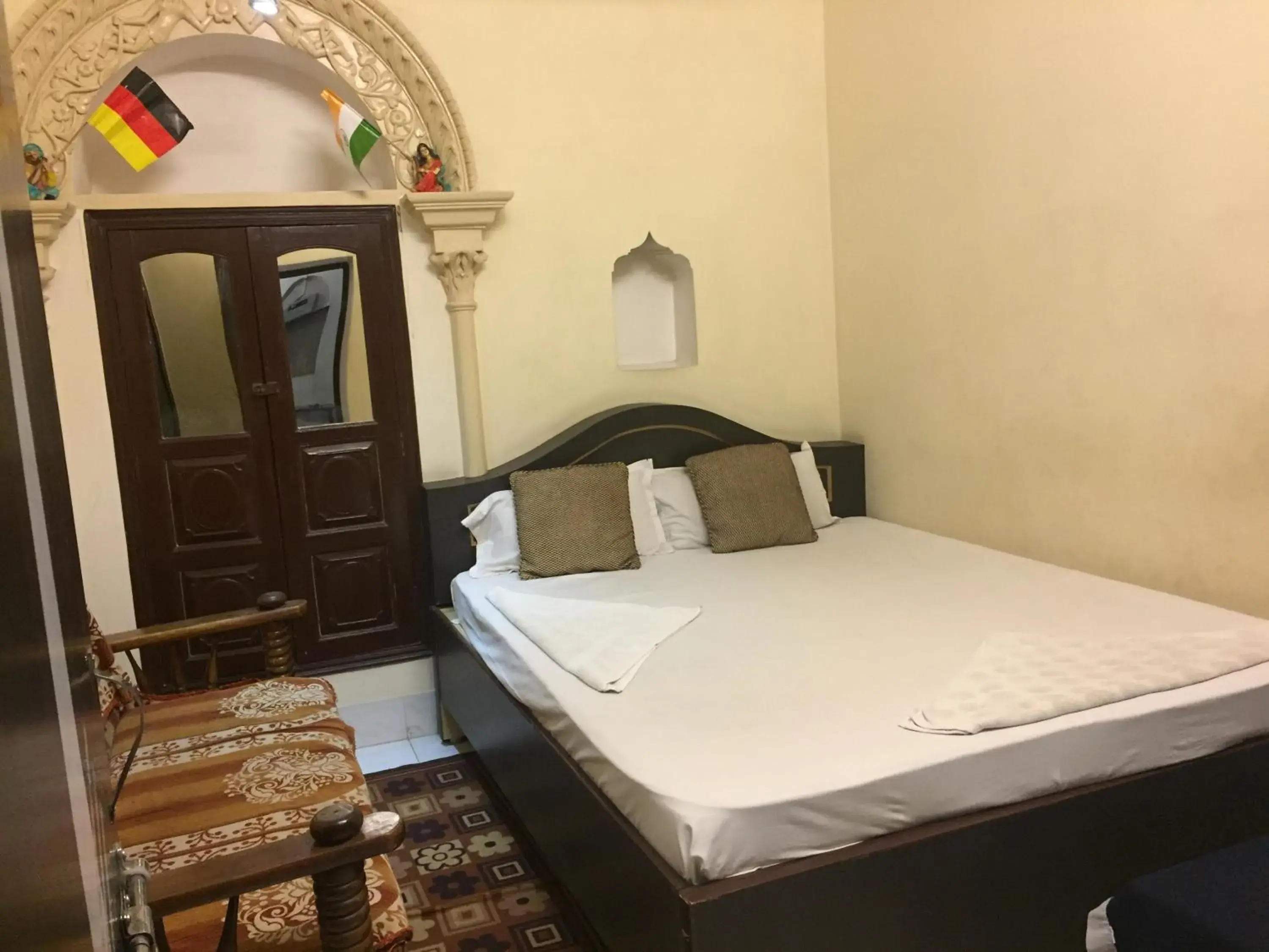 Bedroom, Bed in Baba Guest House Bedroom, Bed in Baba Guest House