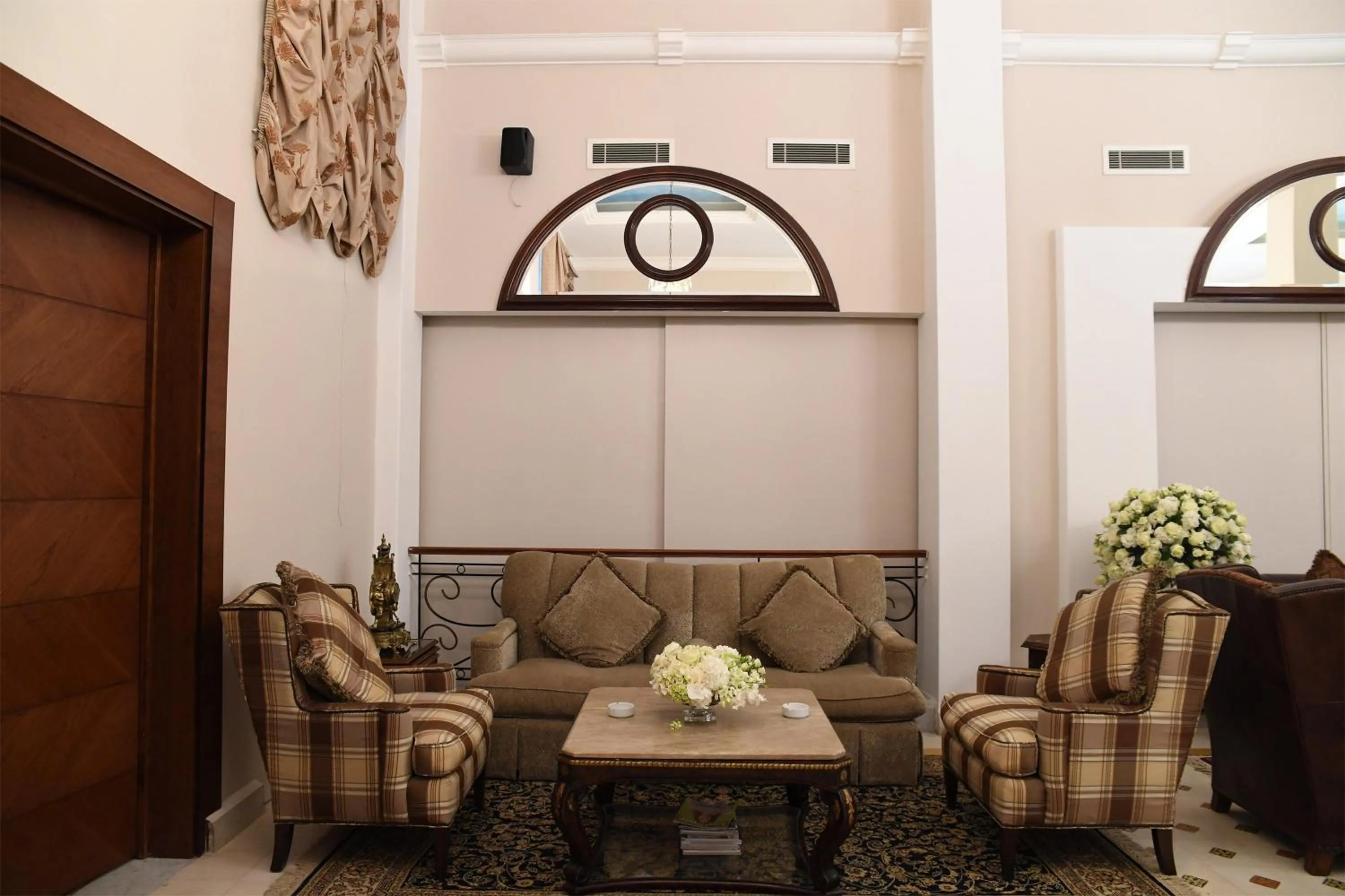 Seating area in Colibri Hotel