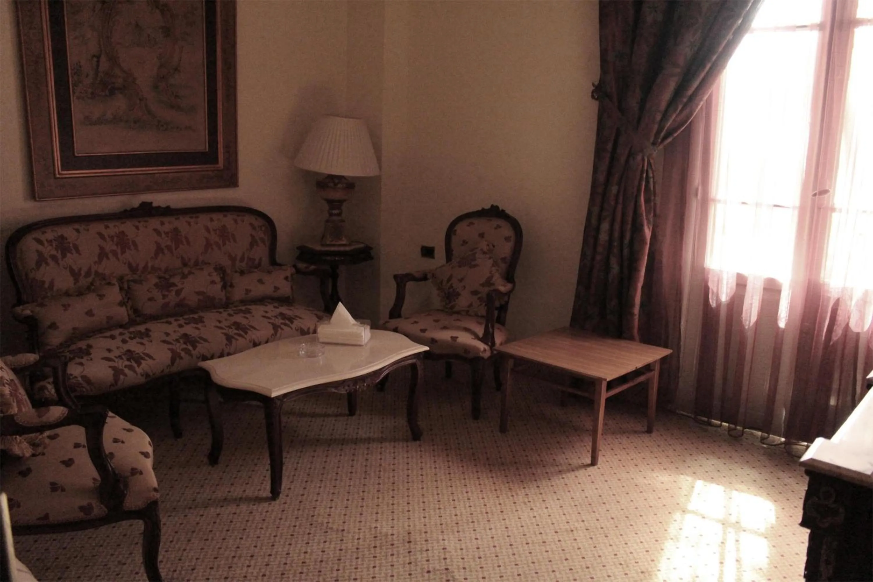 Seating area in Colibri Hotel