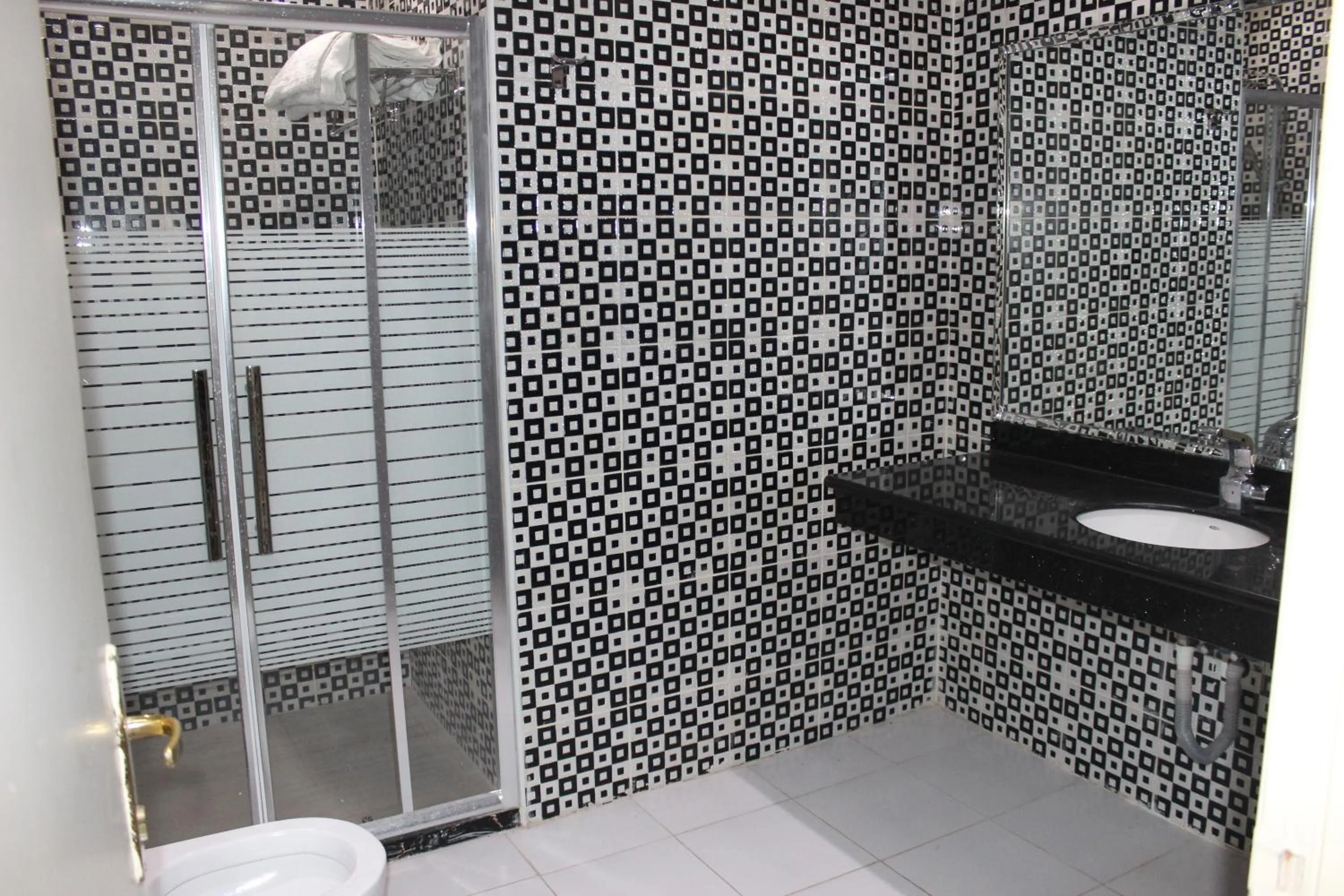 Bathroom in Rana Palace