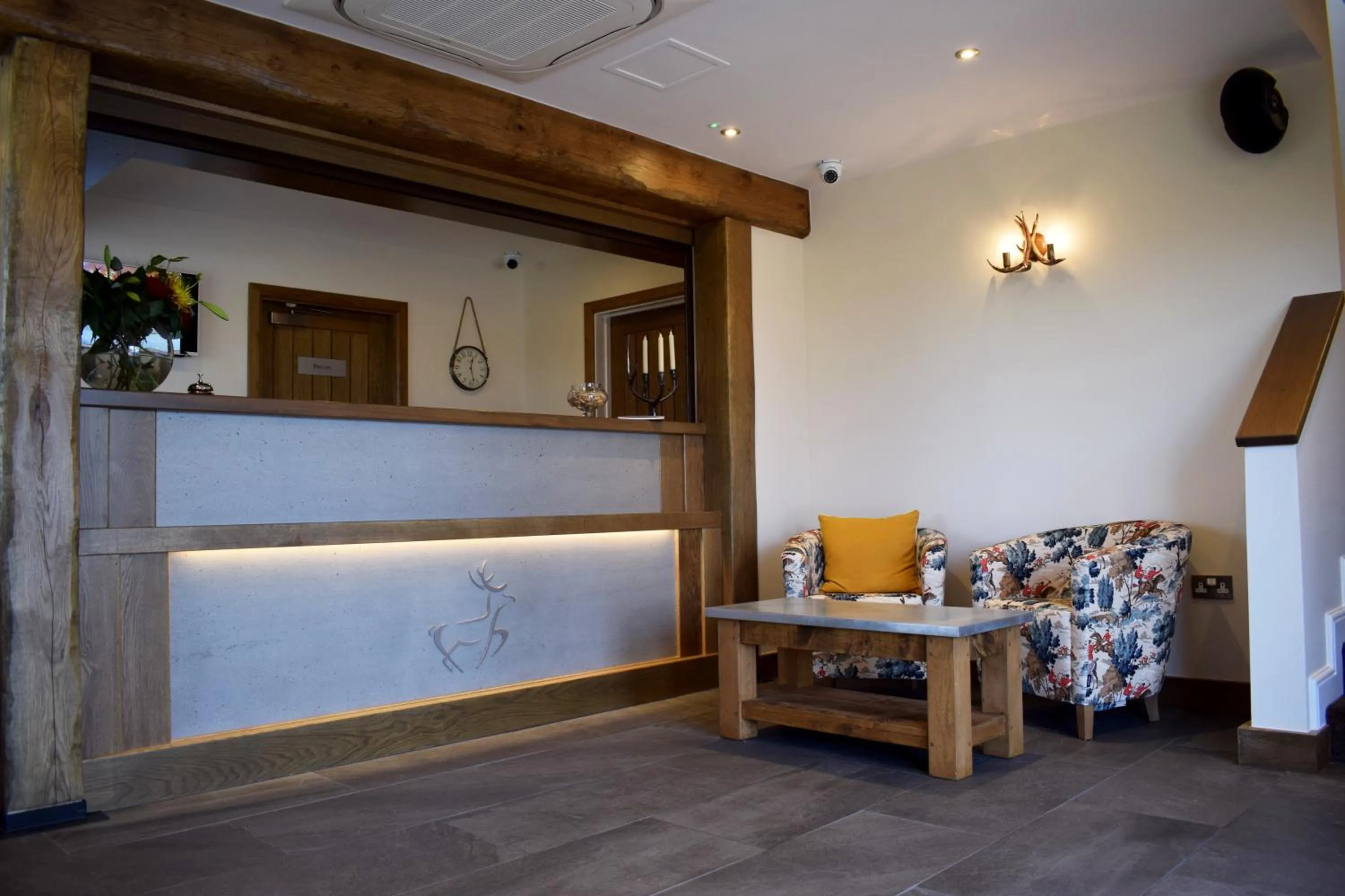 Lobby or reception in The White Hart Inn