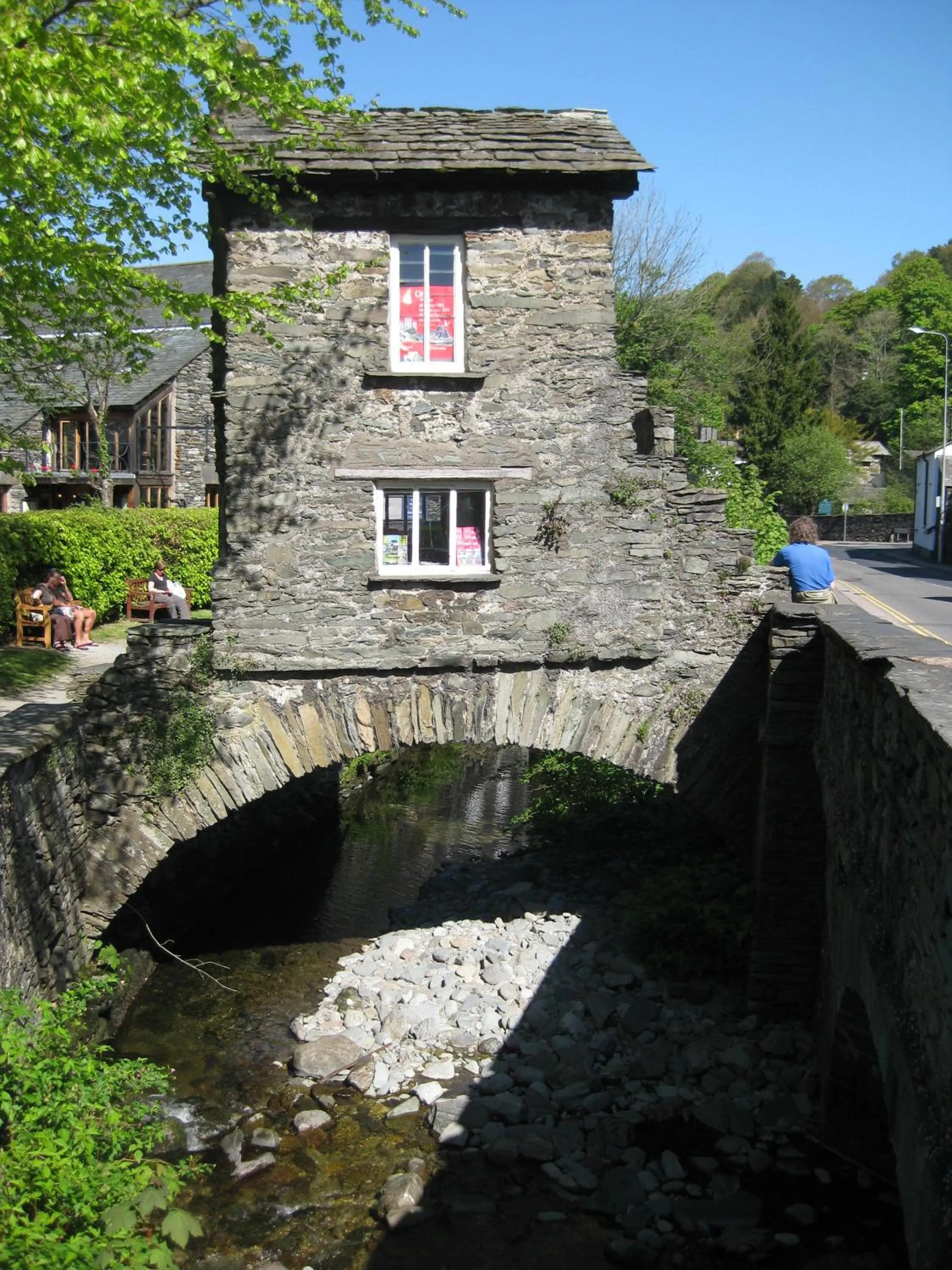 Nearby landmark in Barn-Gill House