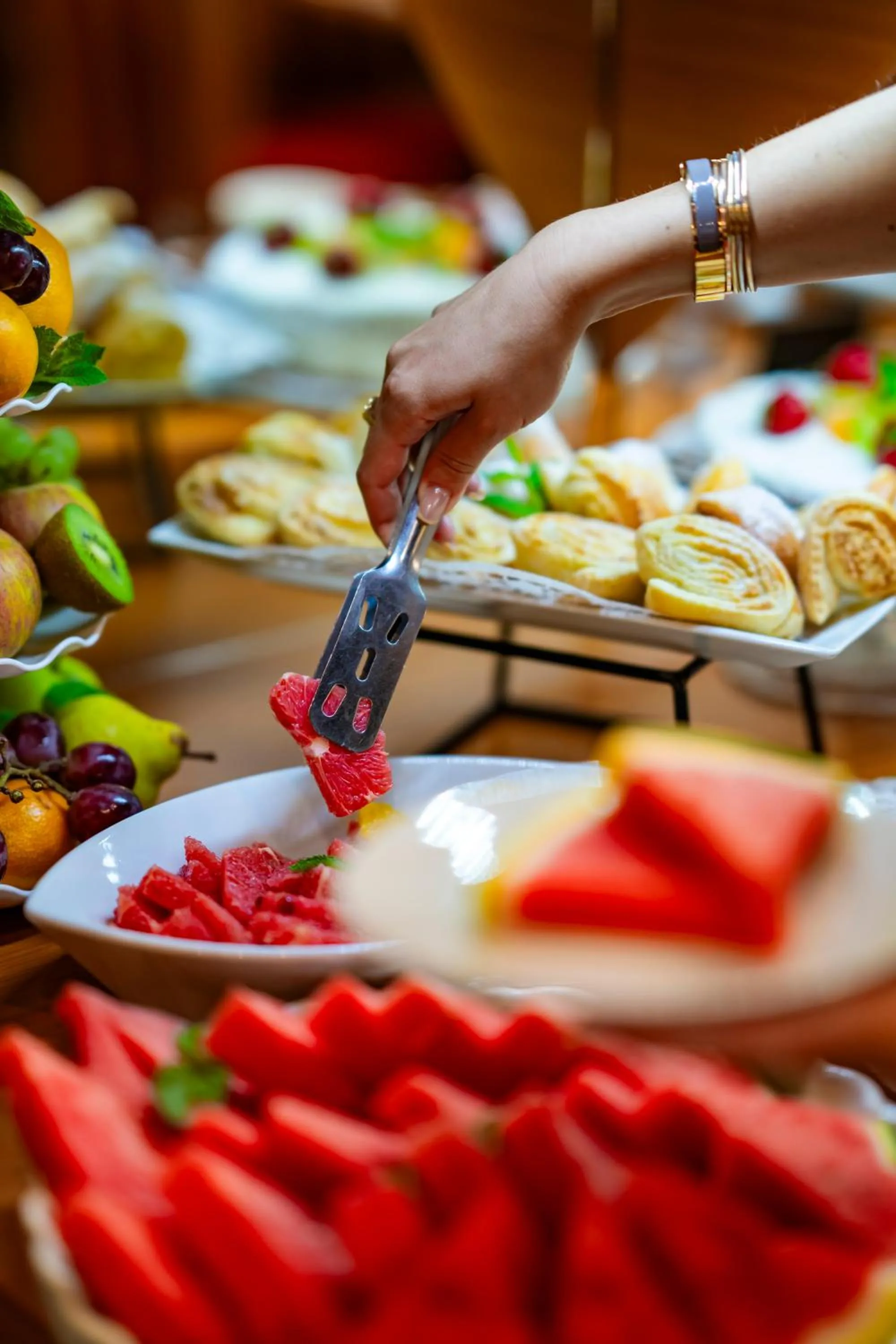 Breakfast in Charles Central