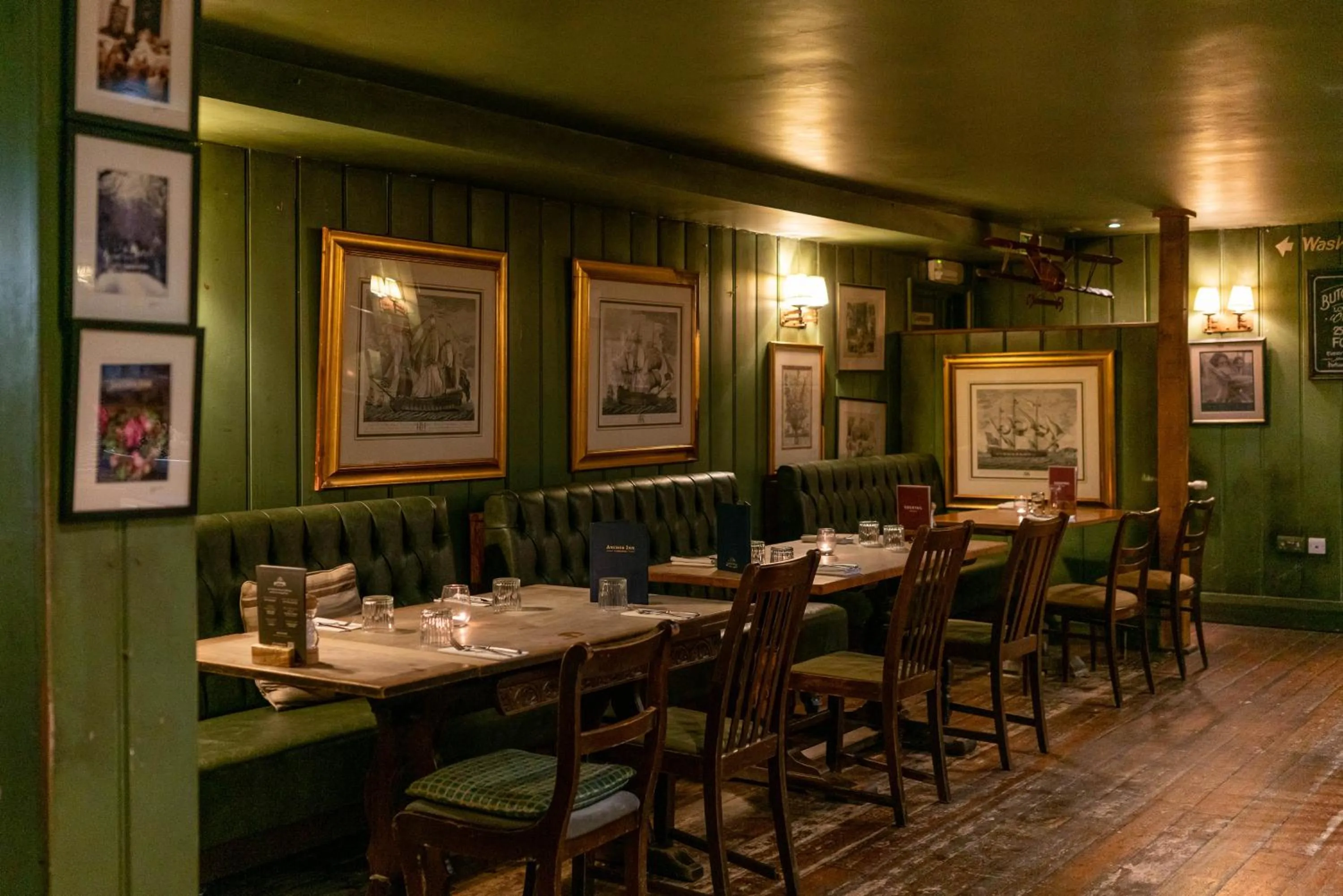 Restaurant/places to eat in The Anchor Inn