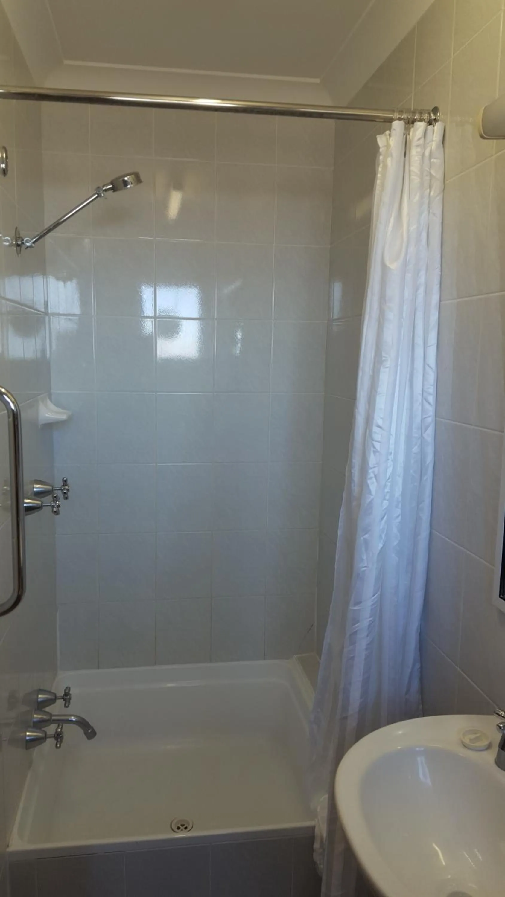 Bathroom in Bathurst Gold Panner