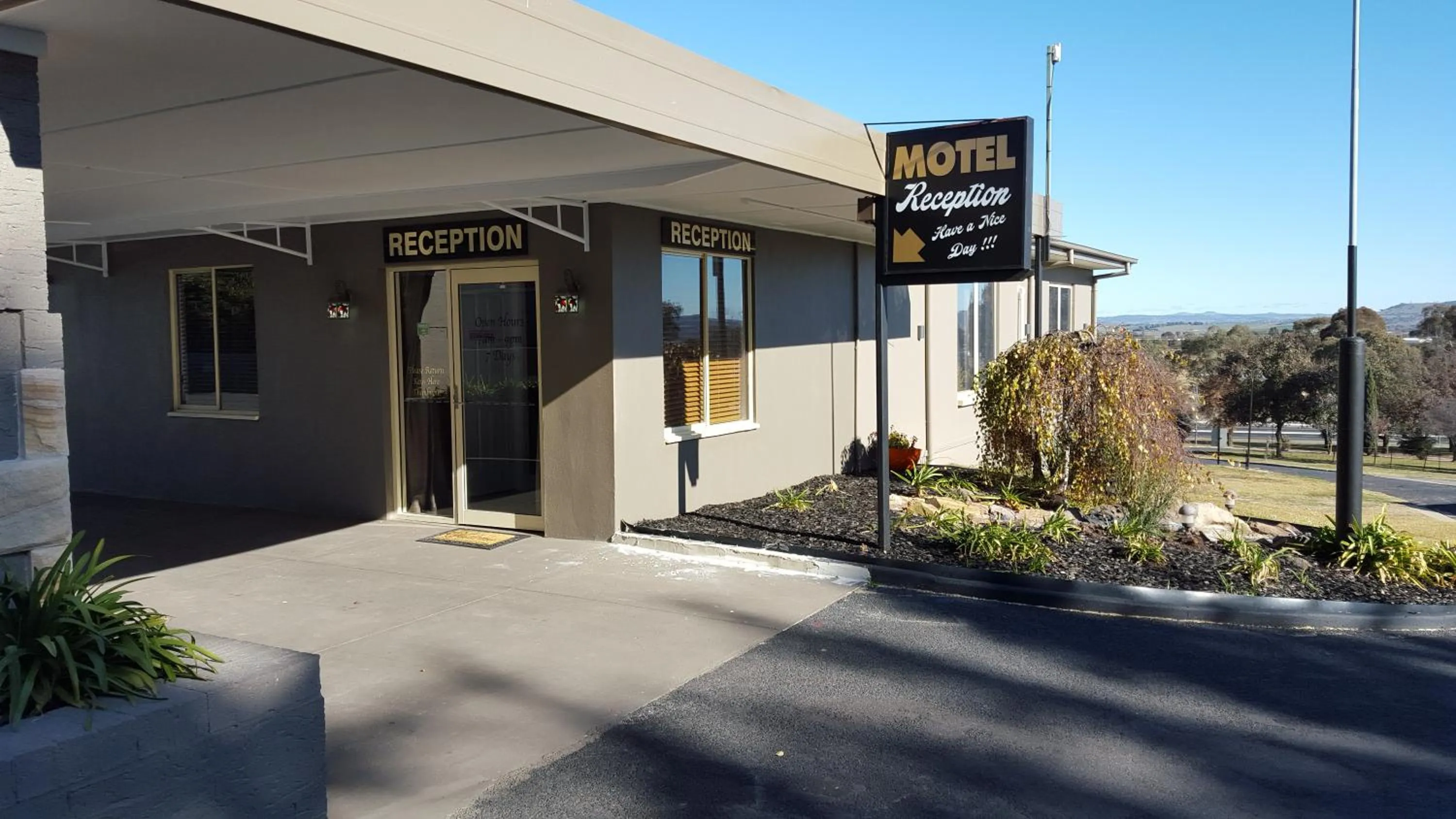 Facade/entrance in Bathurst Gold Panner