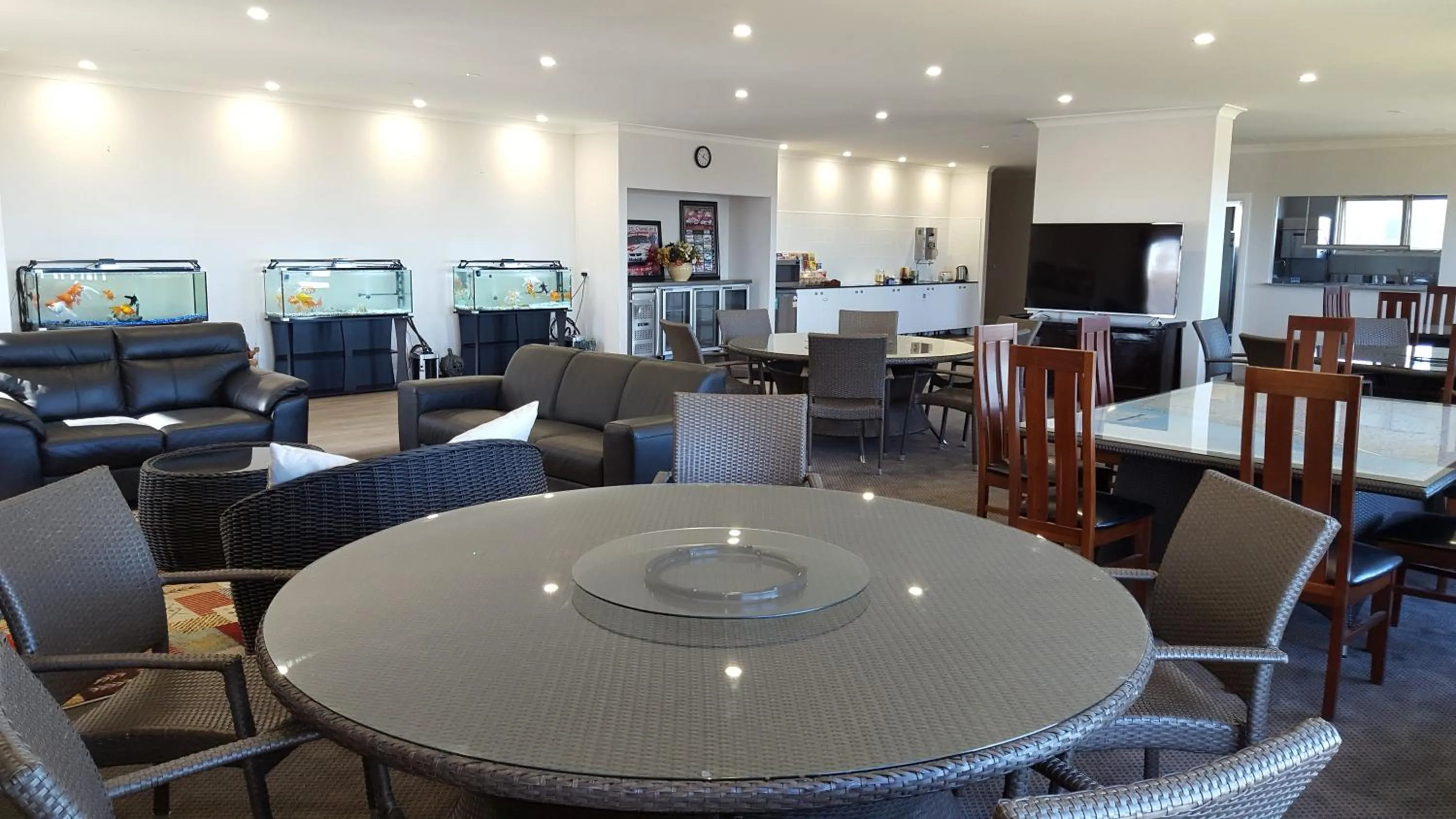 Dining area in Bathurst Gold Panner