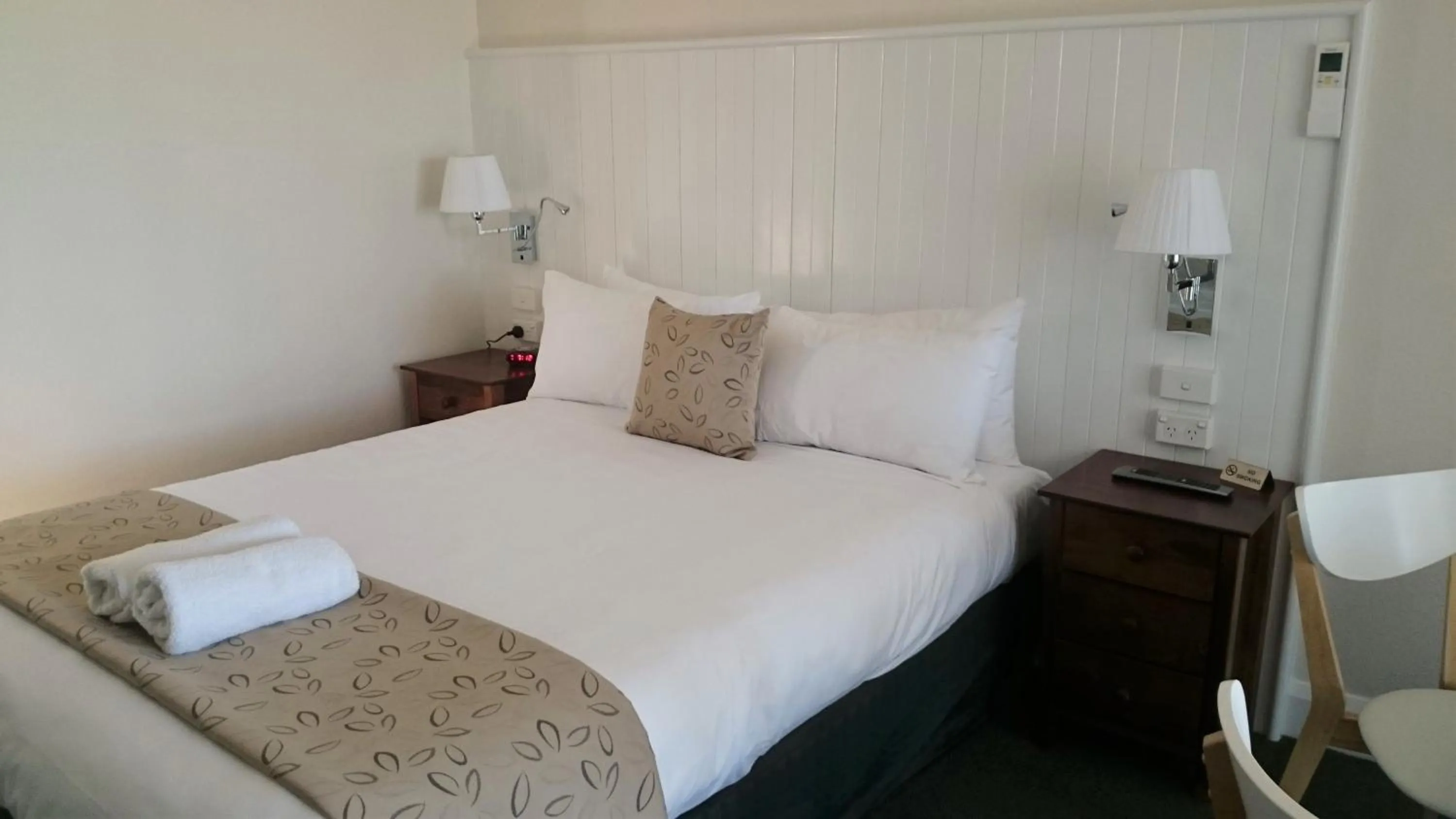 Bedroom, Bed in Bathurst Gold Panner