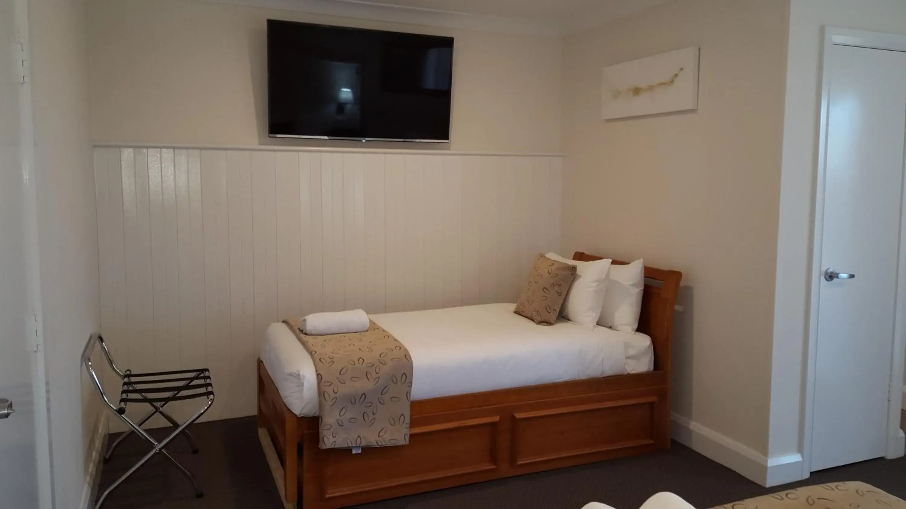 TV and multimedia, Bed in Bathurst Gold Panner TV and multimedia, Bed in Bathurst Gold Panner