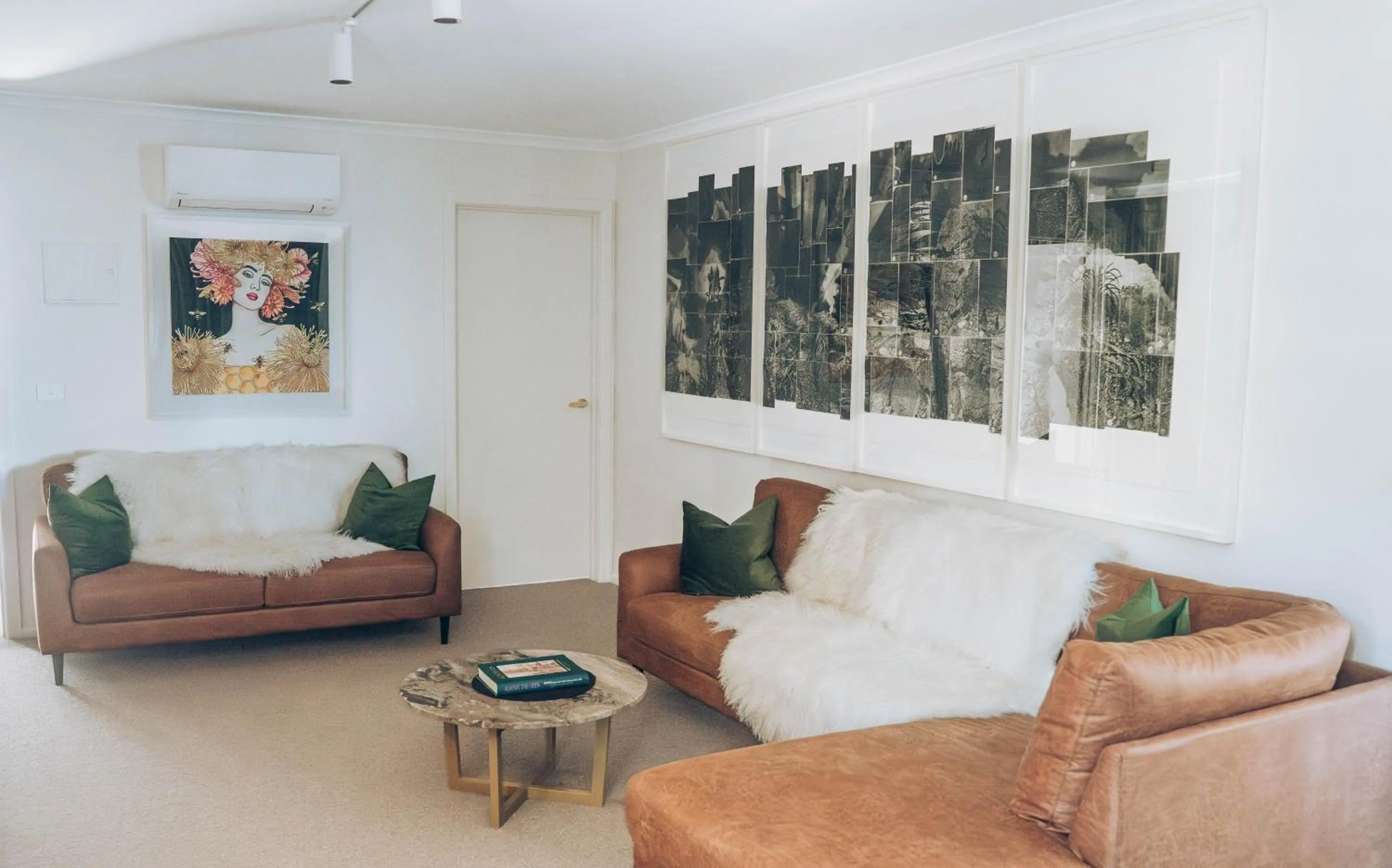 Living room in Risby Cove Boutique Hotel