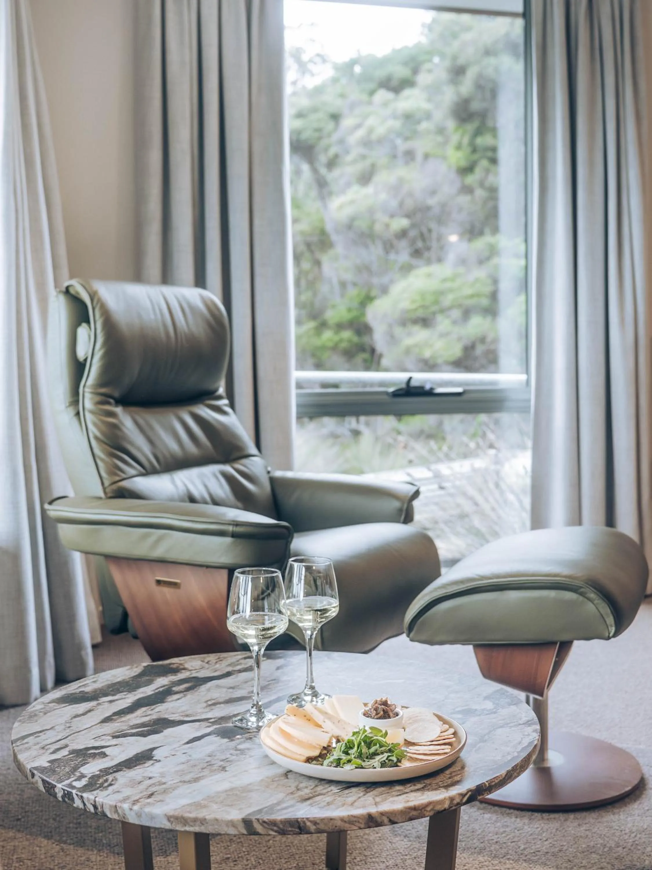 Living room in Risby Cove Boutique Hotel