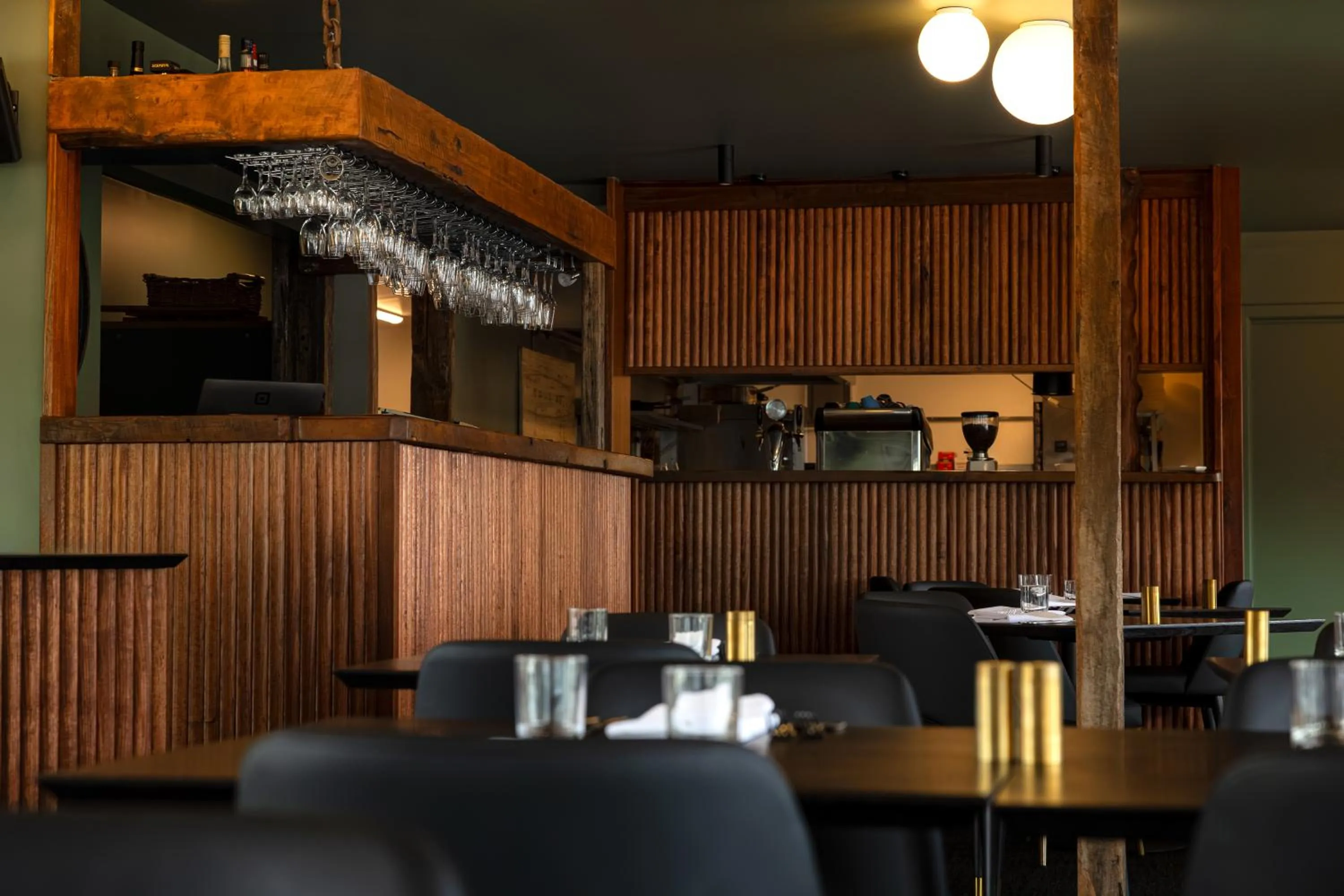 Restaurant/places to eat in Risby Cove Boutique Hotel