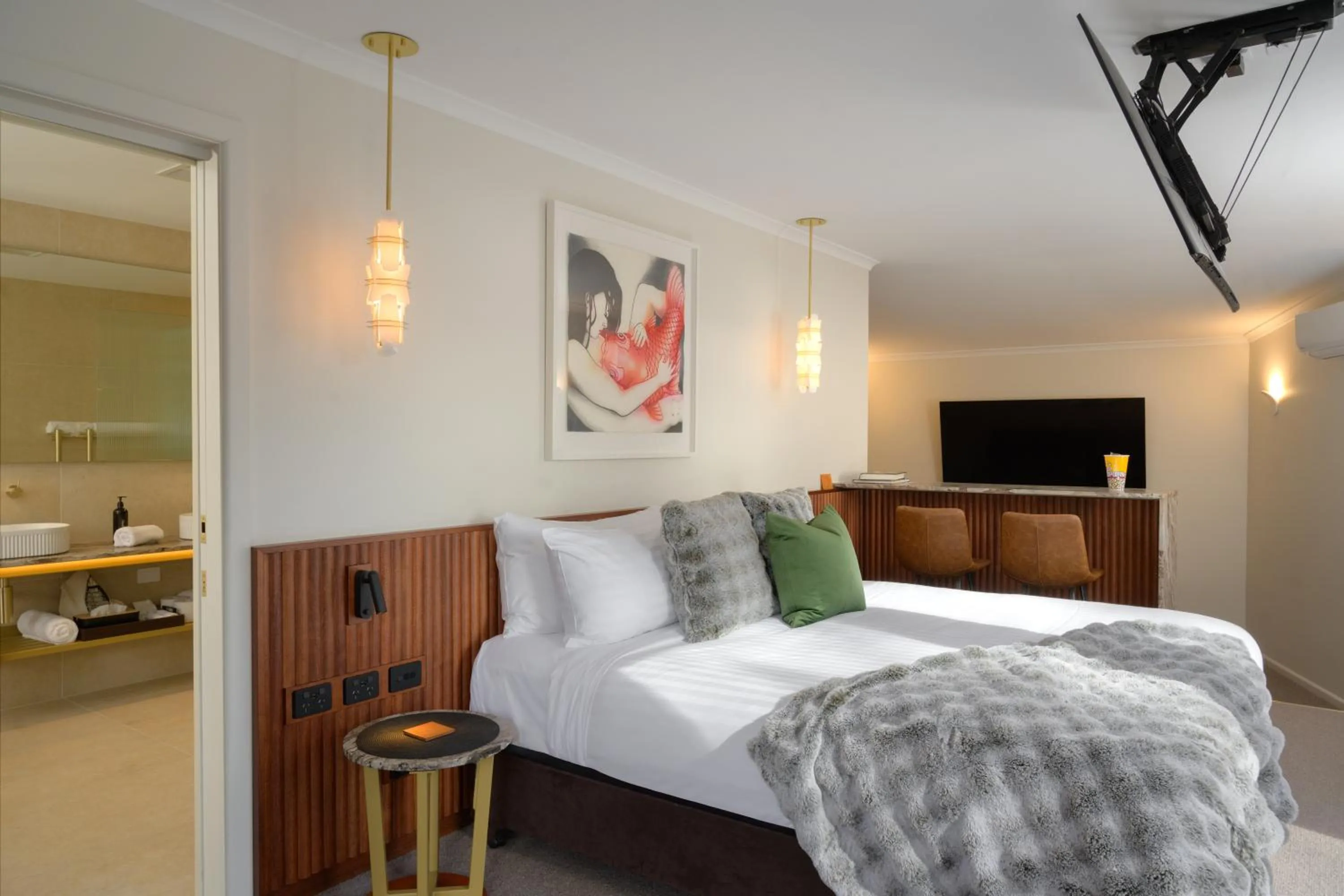 Bed in Risby Cove Boutique Hotel