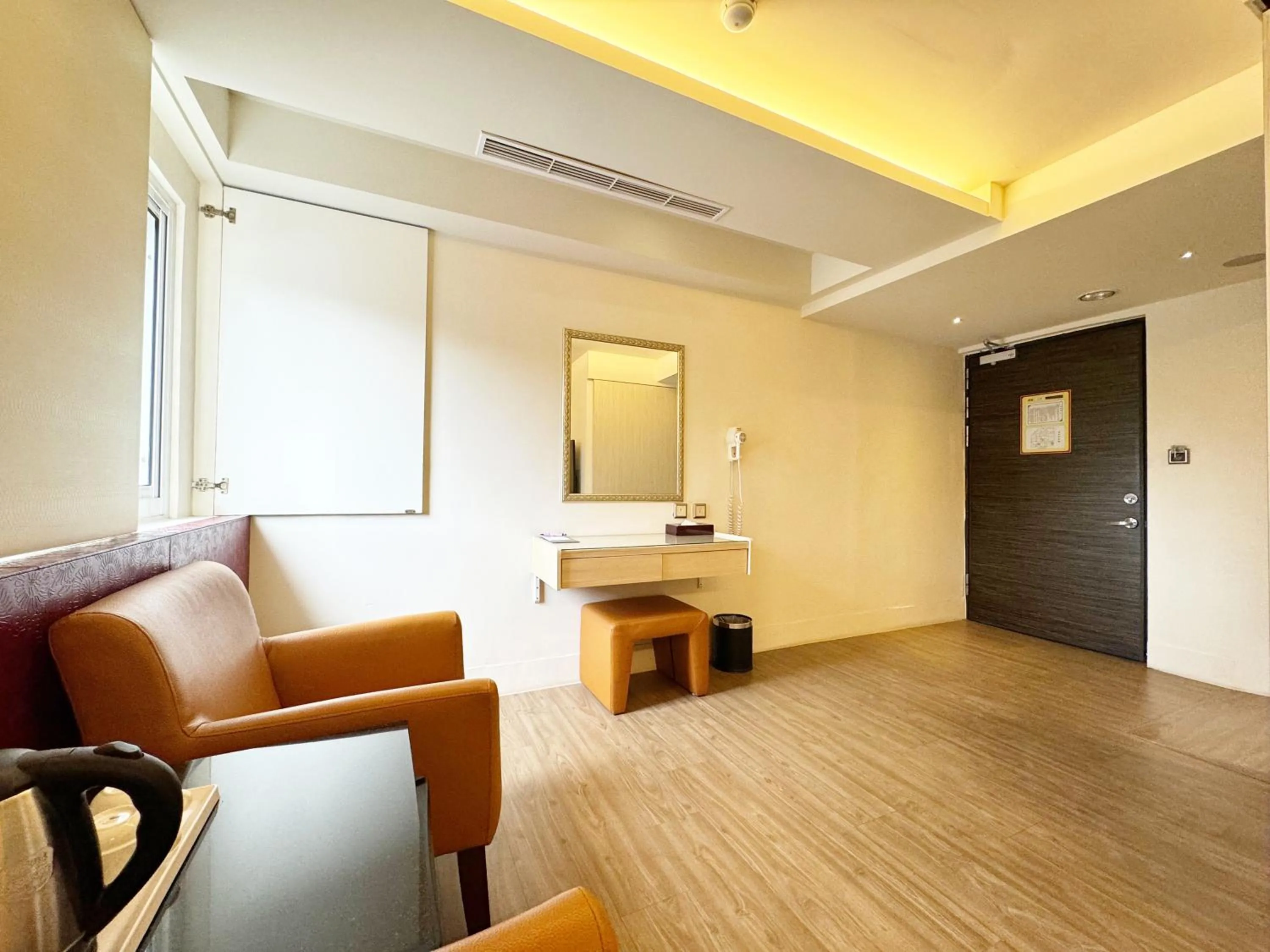 Photo of the whole room in Ai Lai Fashion Hotel