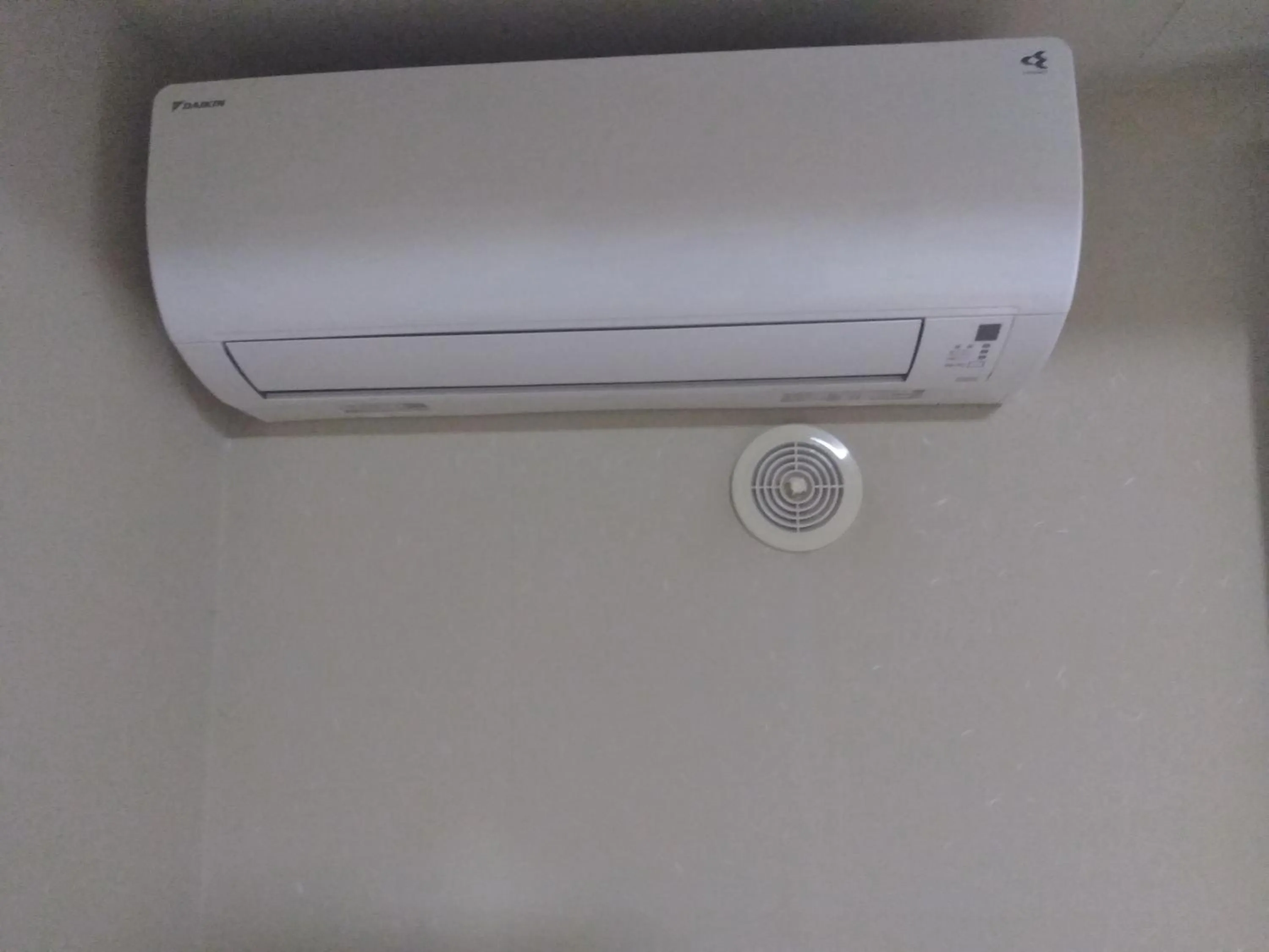 air conditioner in Yumoto Ginsenkaku