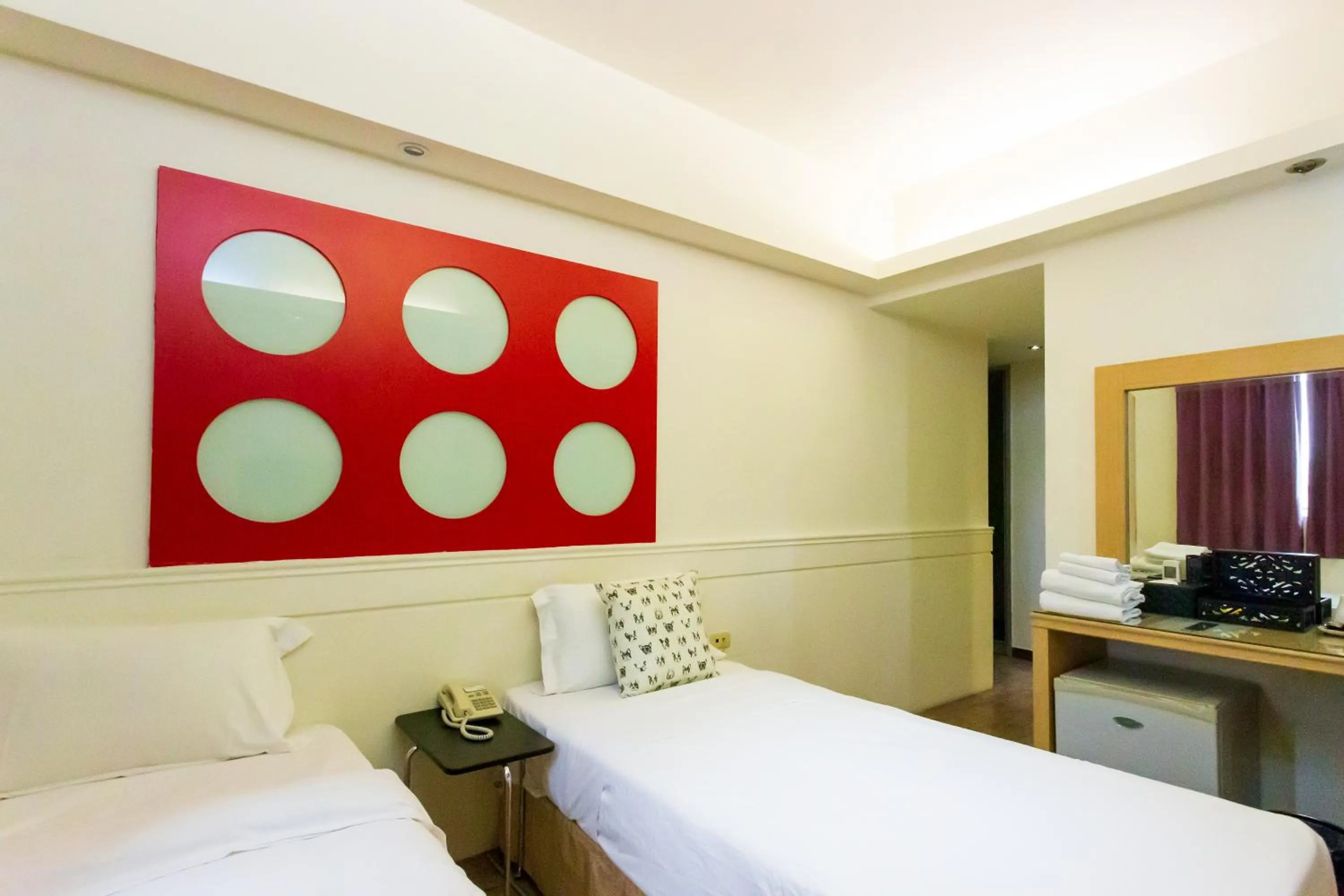 Photo of the whole room, Bed in Newrise Hotel