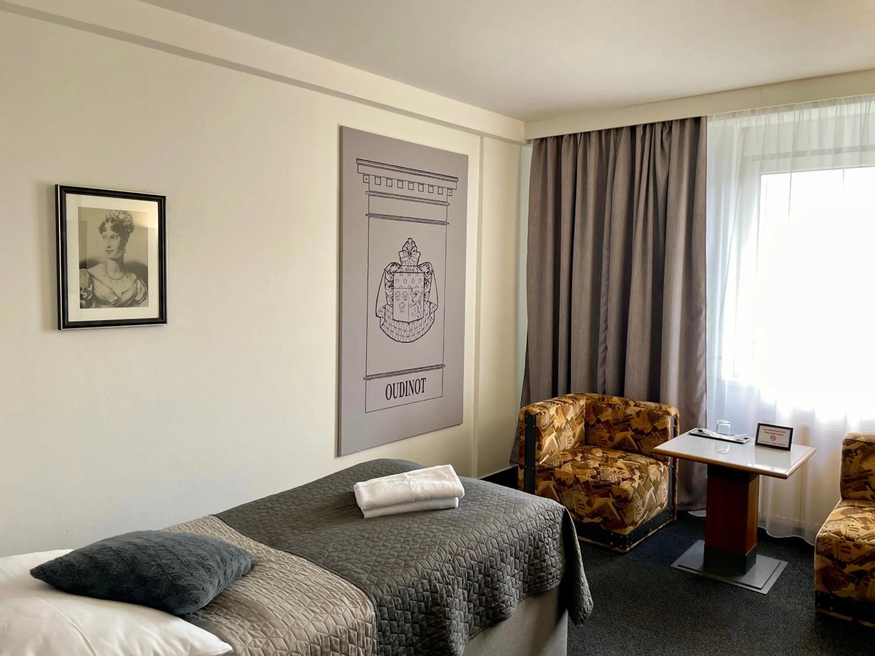 Bedroom, Bed in A-Austerlitz Hotel