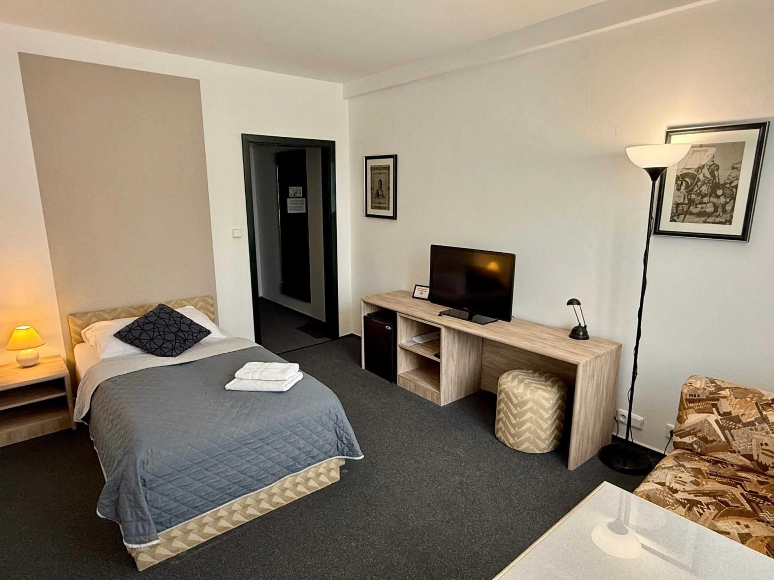 Property building, Bed in A-Austerlitz Hotel