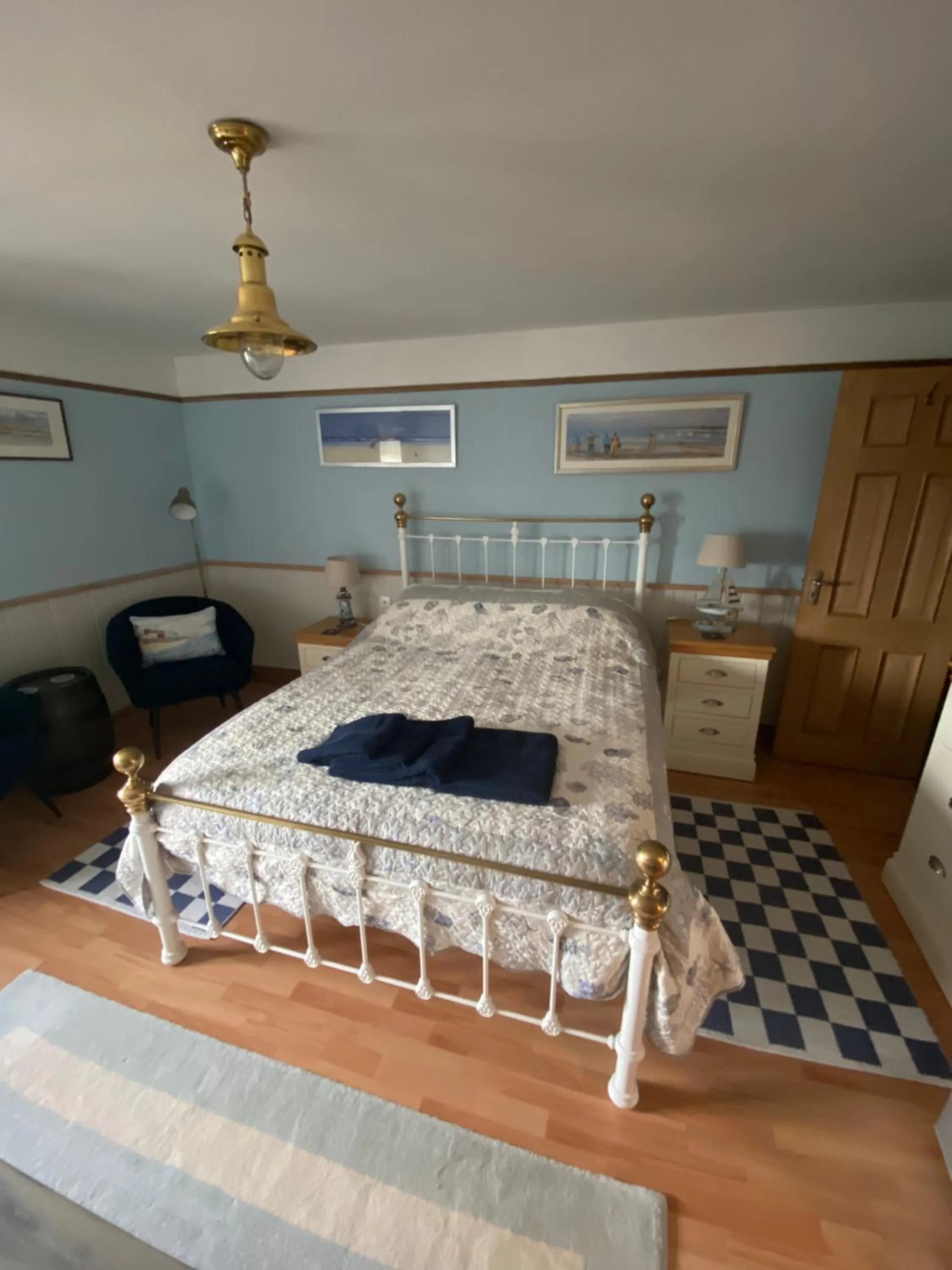 Bed in Rose de la Mer