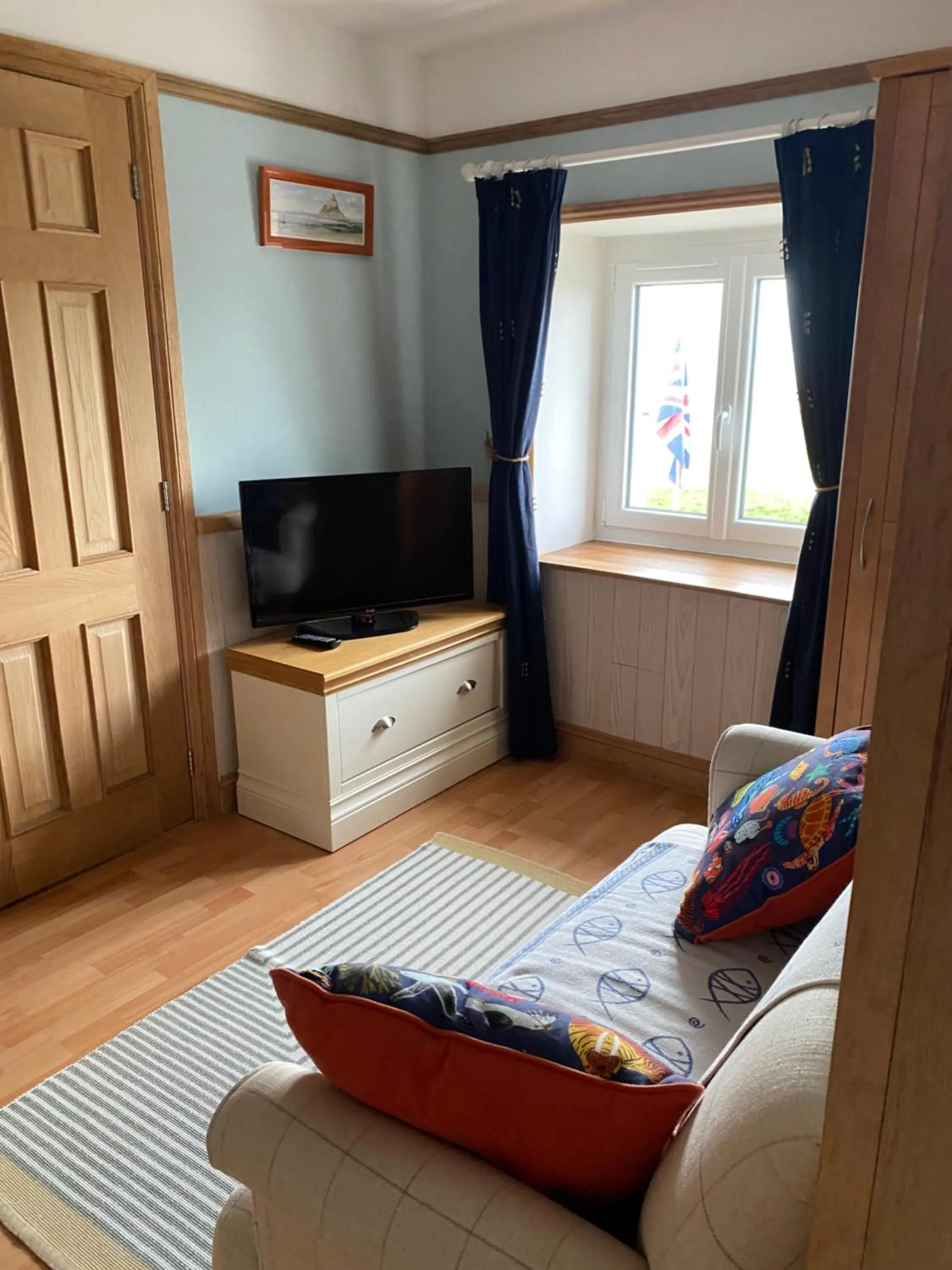 Bed in Rose de la Mer