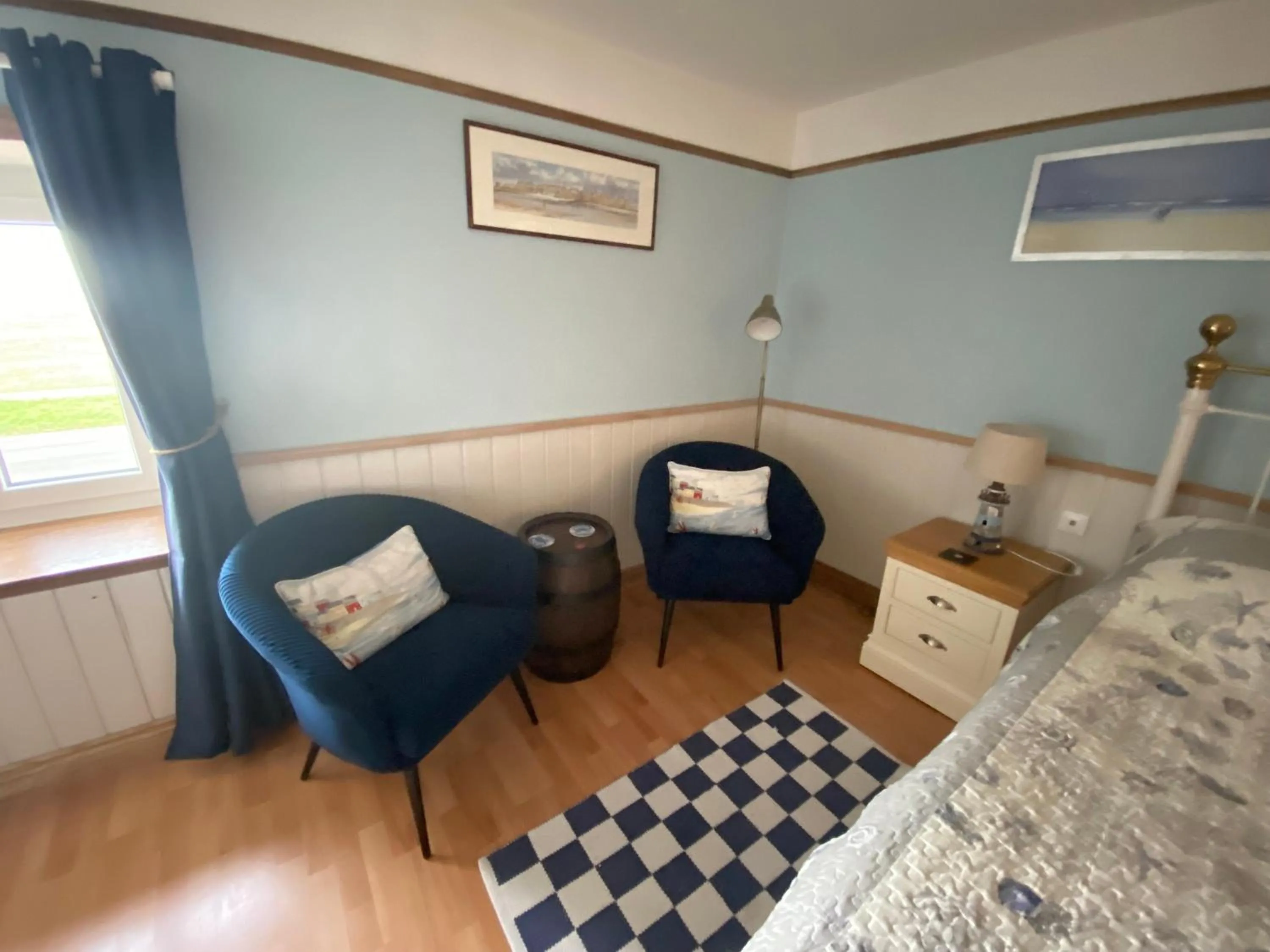 Bed in Rose de la Mer