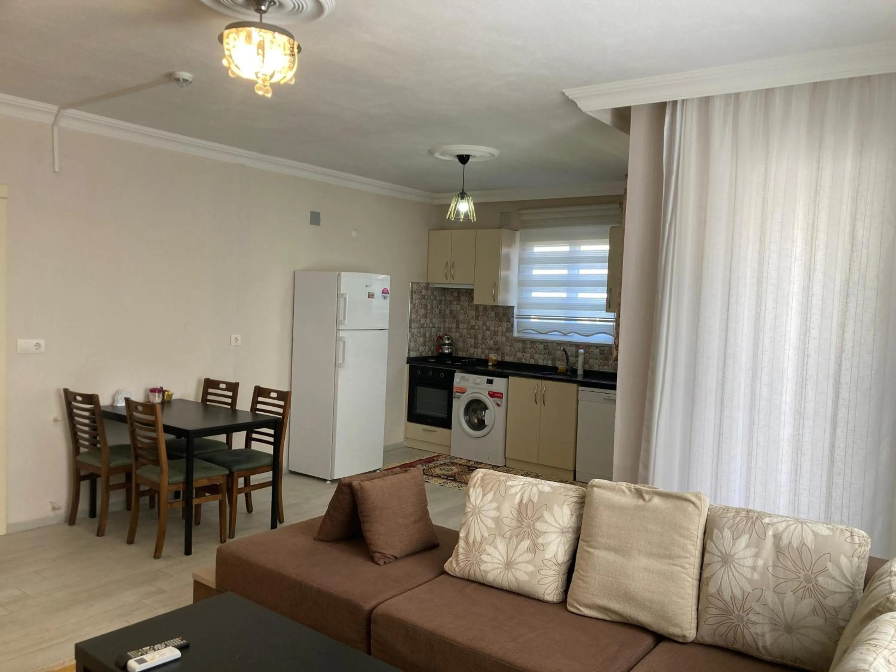 Kitchen or kitchenette in Dalaman Pansiyon & Family rooms