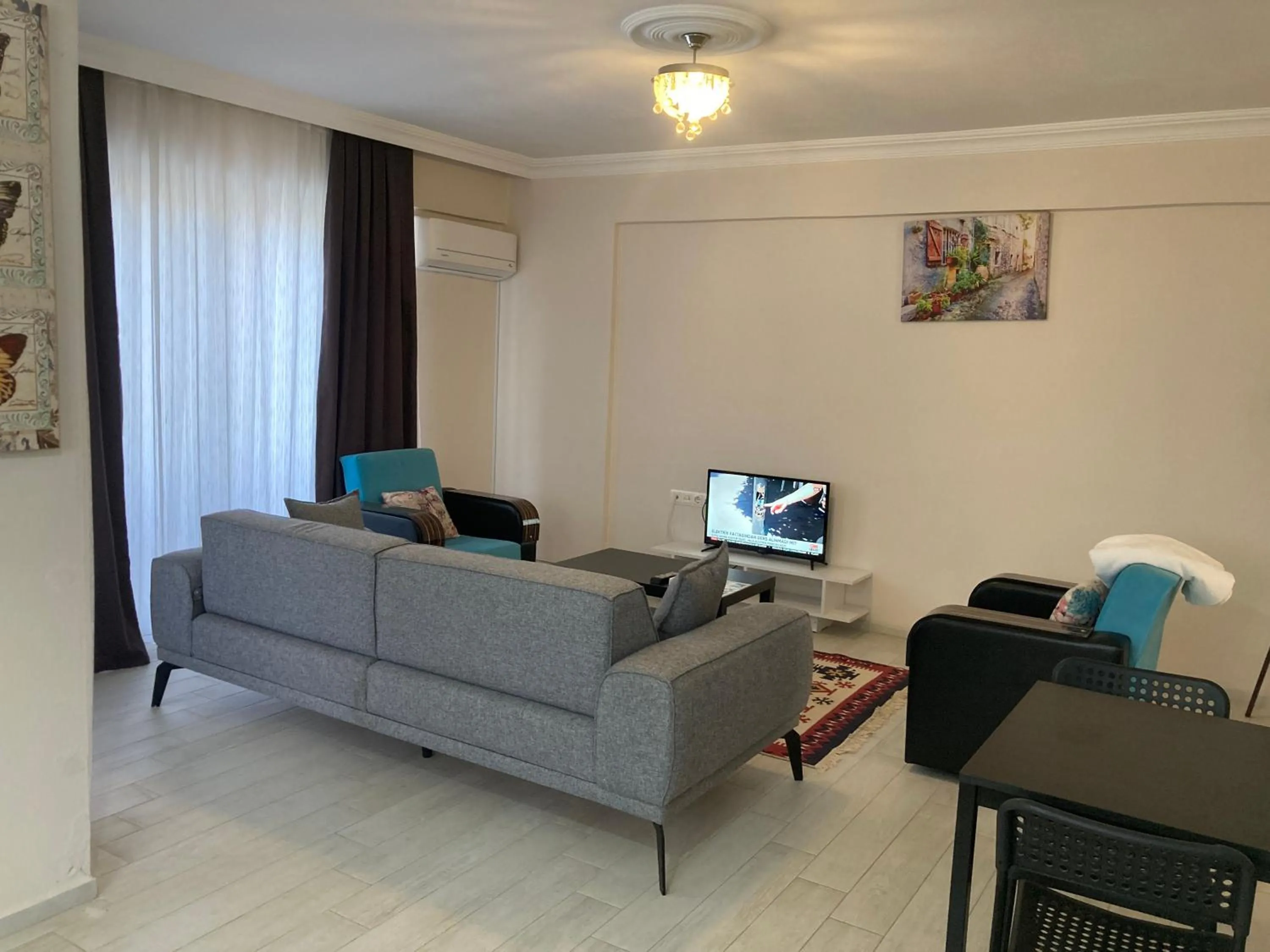 TV and multimedia in Dalaman Pansiyon & Family rooms