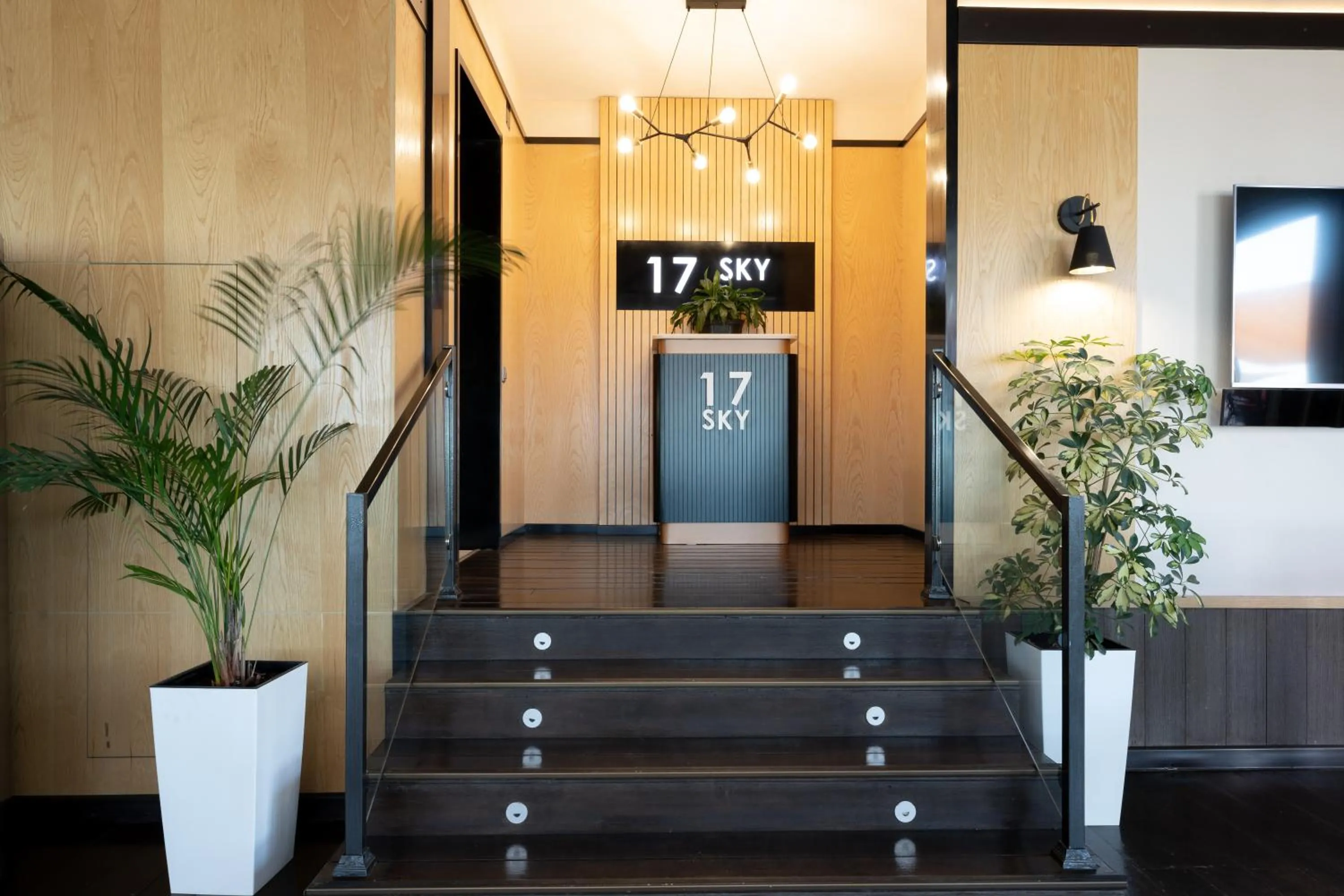 Restaurant/places to eat in Reikartz Sky Almaty