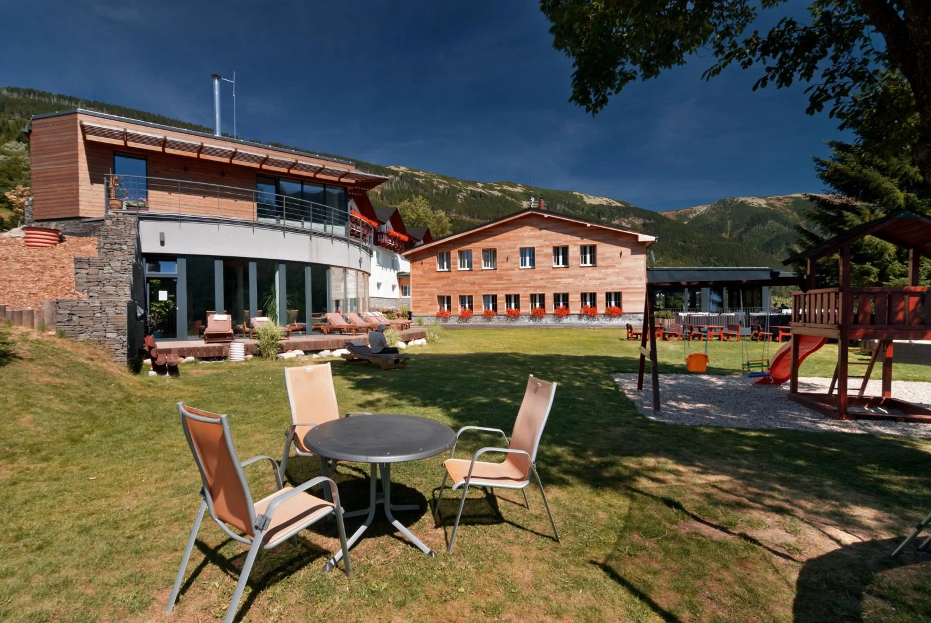 Facade/entrance in Hotel Olympie