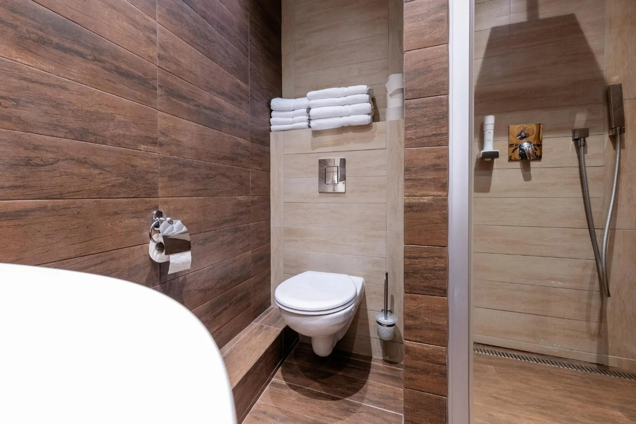 Toilet in Hotel Olympie