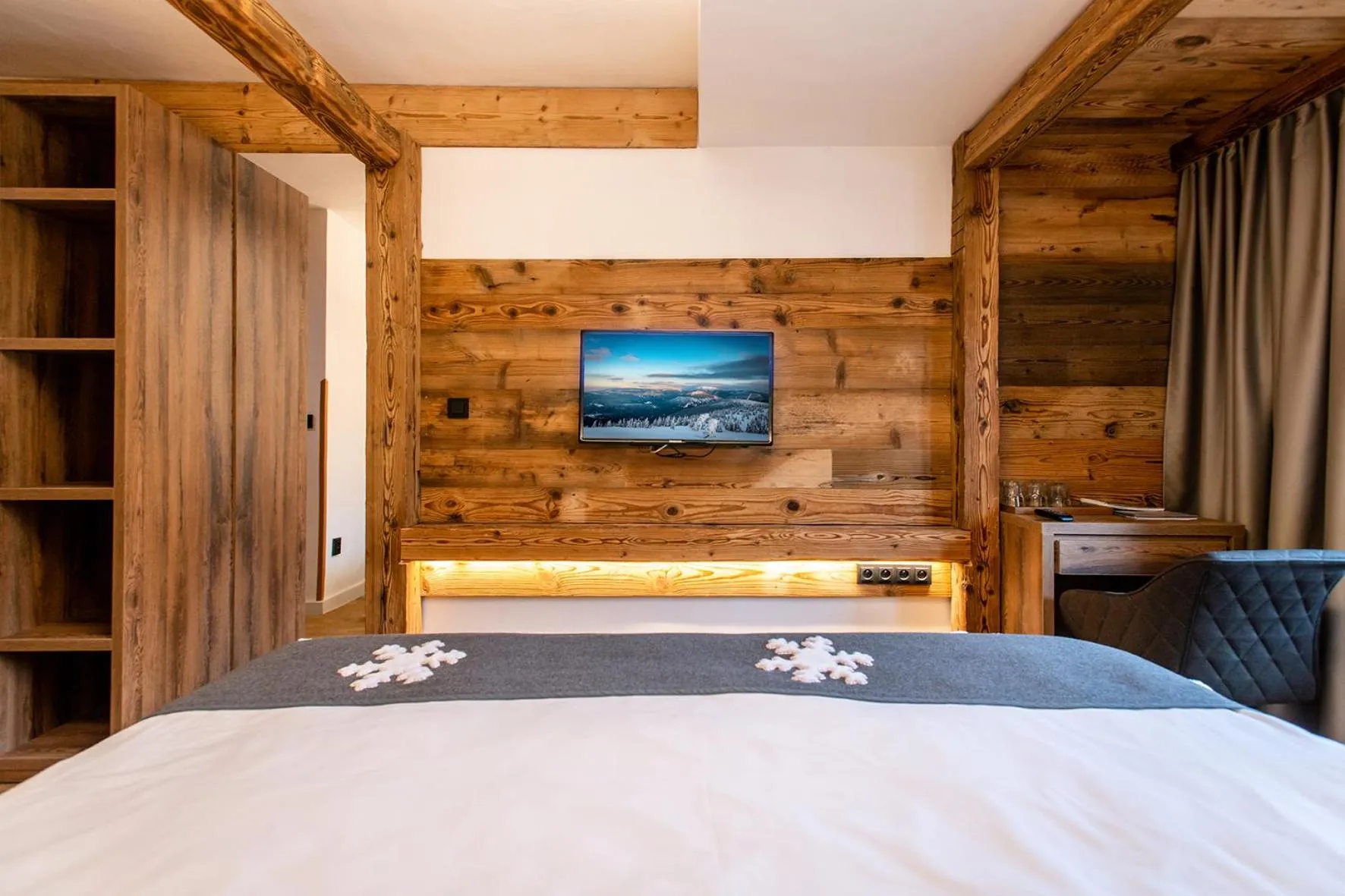 Photo of the whole room, Bed in Hotel Olympie