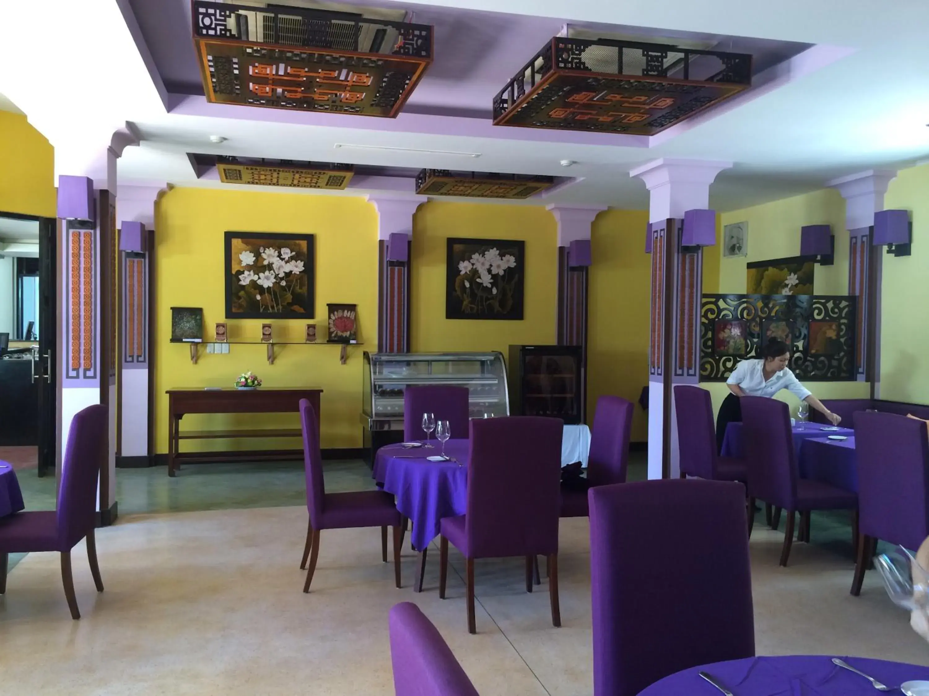 Restaurant/places to eat in Villa Hue Hotel Restaurant/places to eat in Villa Hue Hotel