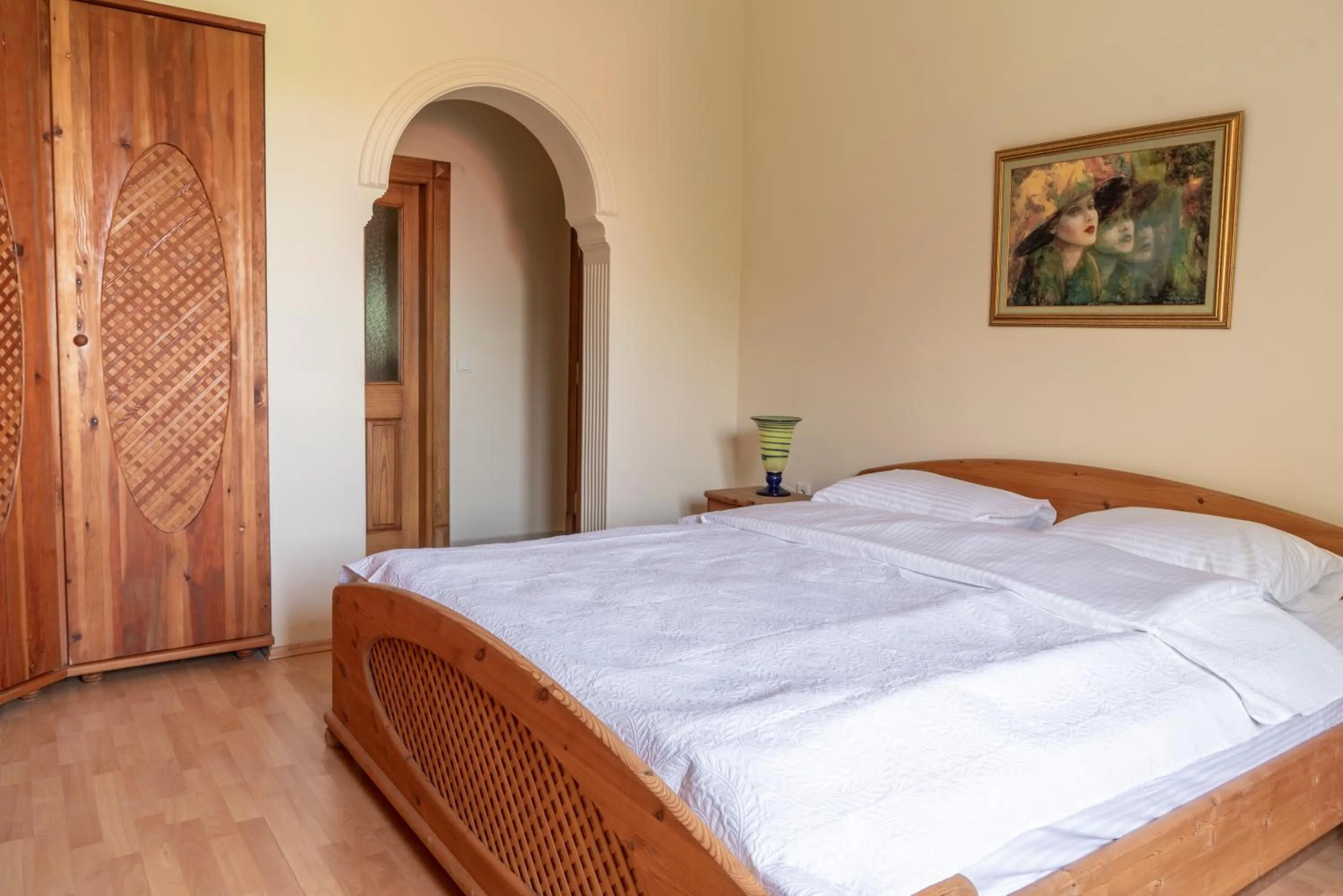 Bedroom, Bed in APA Mountain Lodge